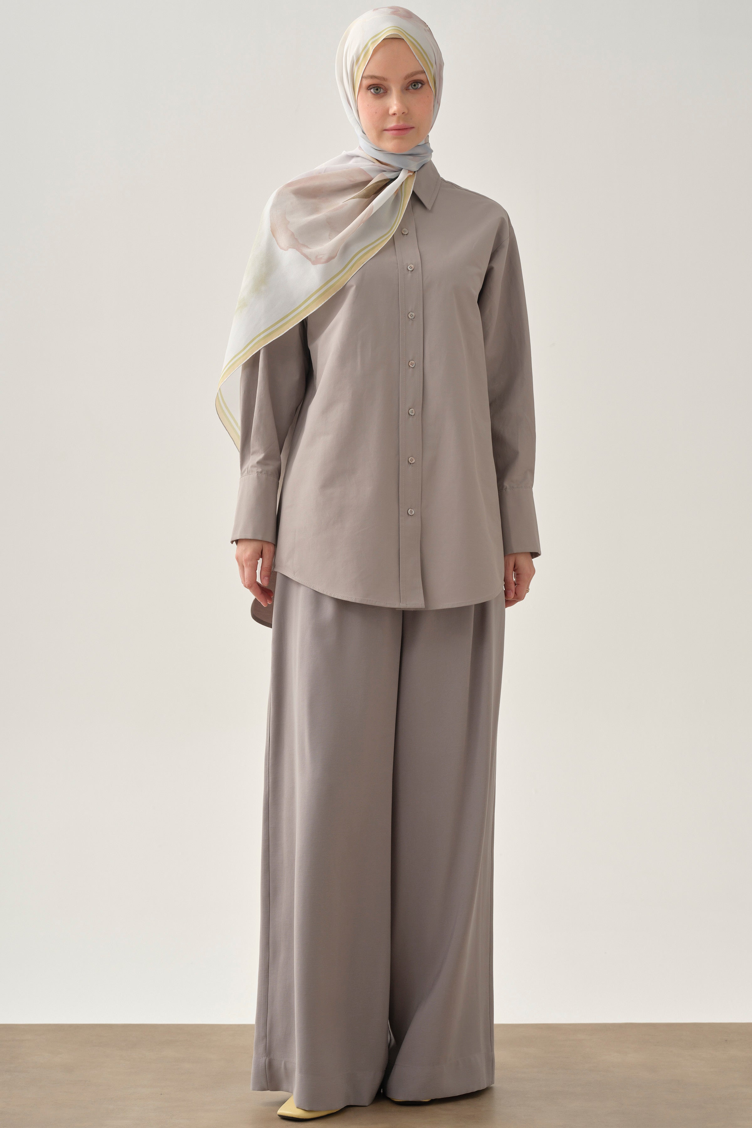 Pileli Pantolon - Gri TUGBA