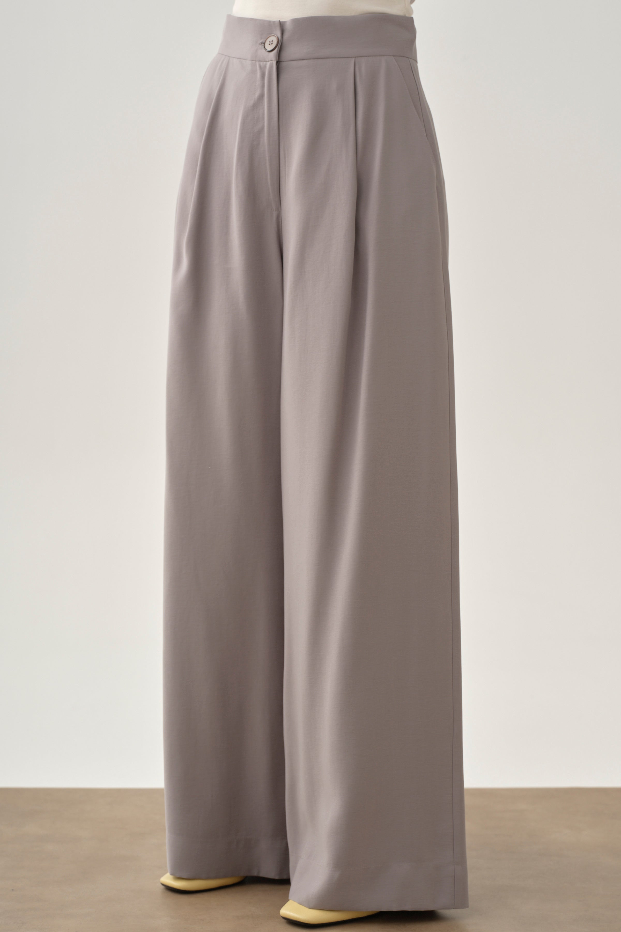 Pileli Pantolon - Gri TUGBA