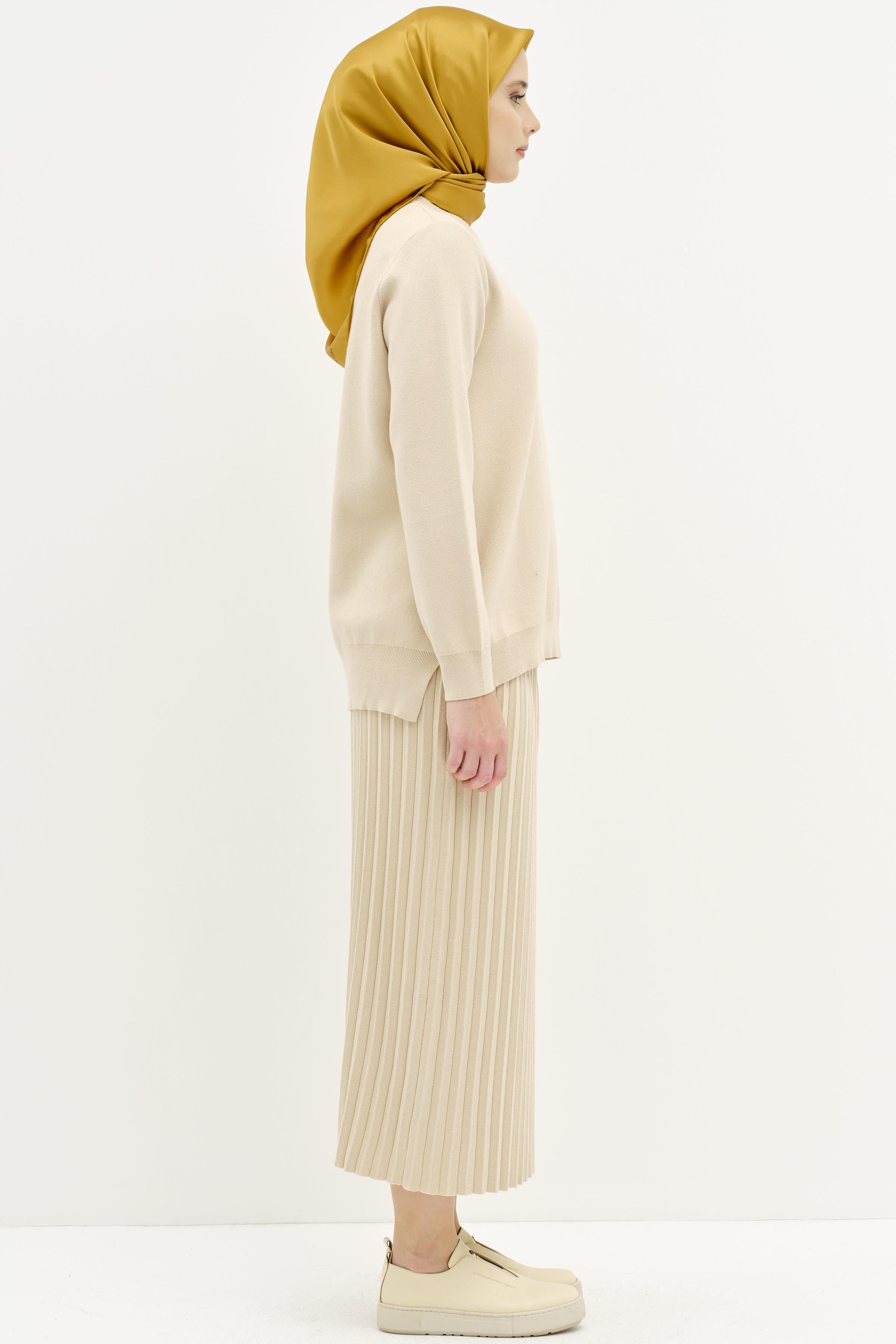 Pilise Etekli Triko Takım - Taş TUGBA