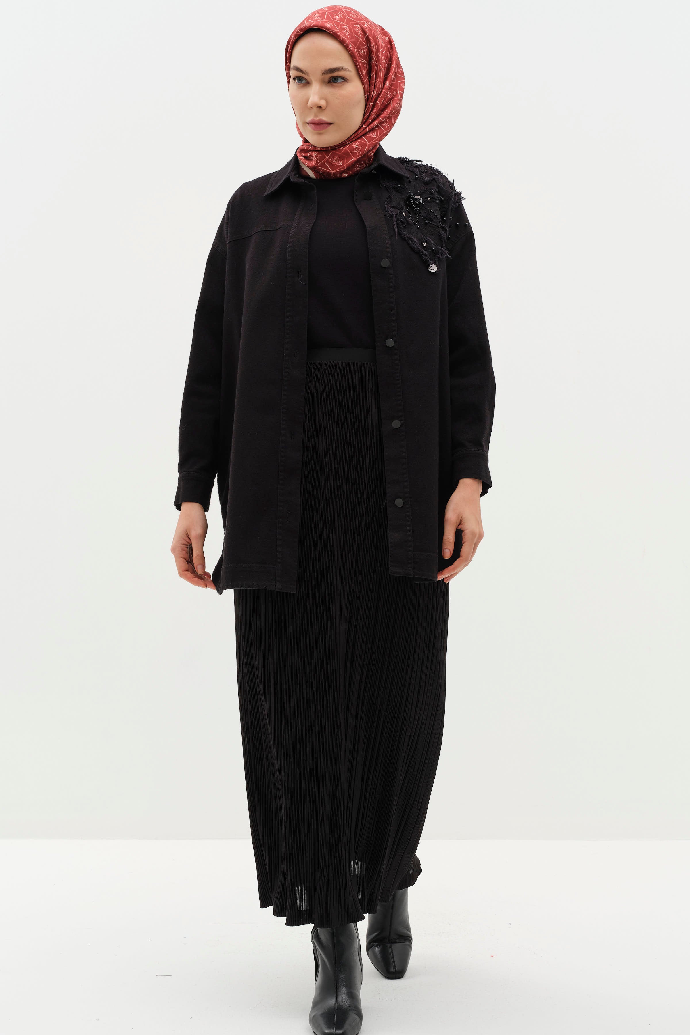 Piliseli Beli Lastikli Etek - Siyah TUGBA