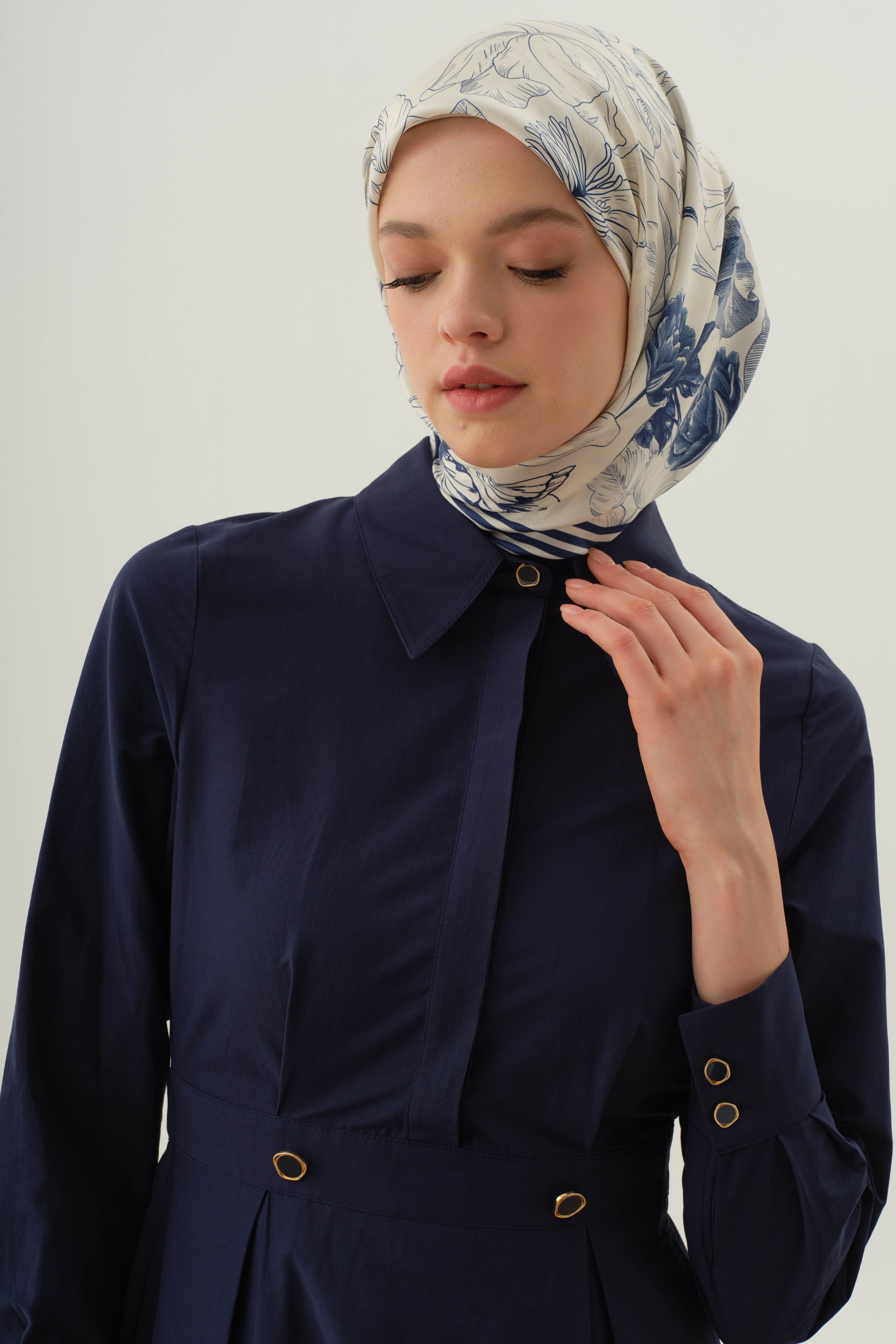 Plikaşeli Elbise - Lacivert TUGBA