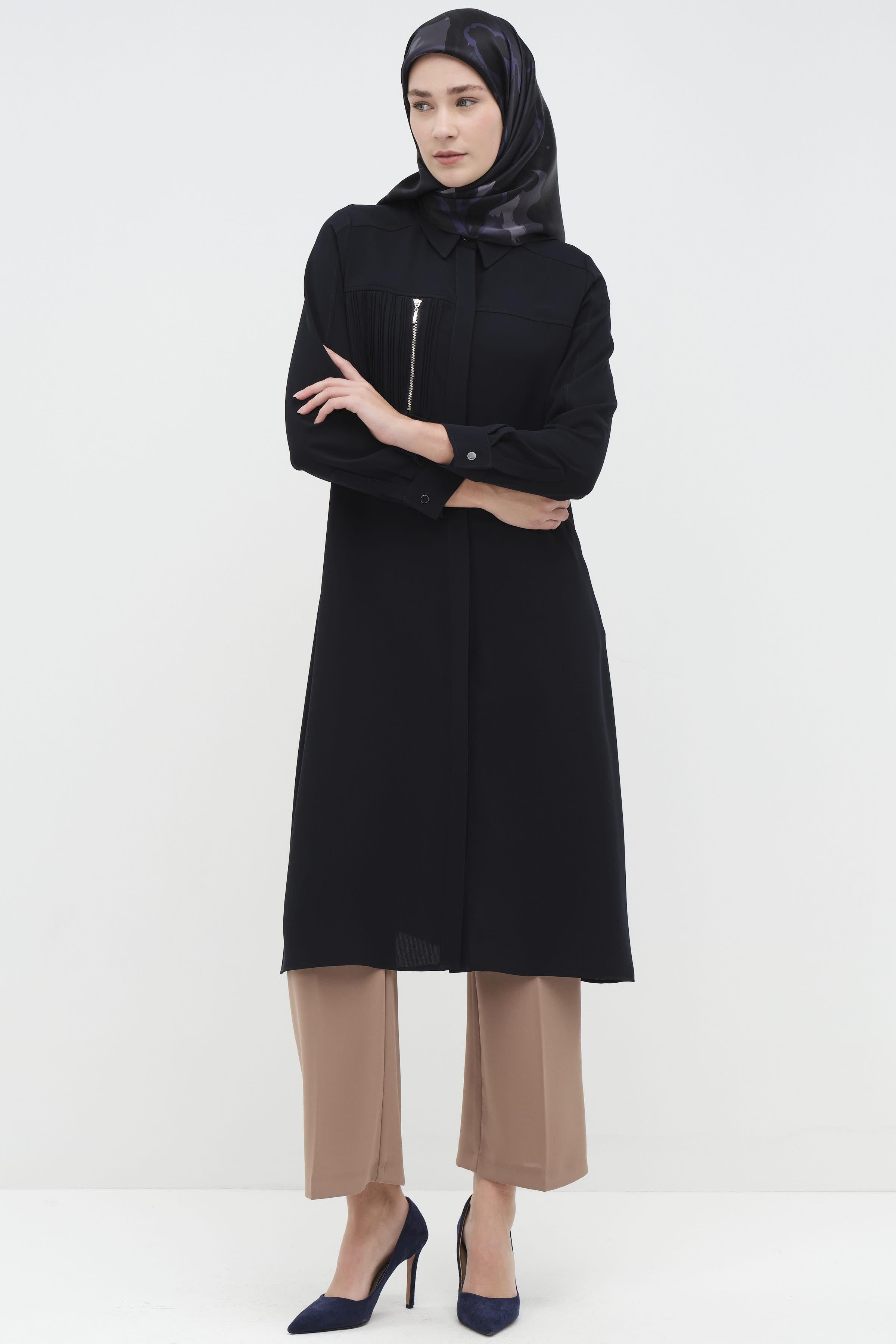 Plise Cep Detaylı Robalı Tunik - Lacivert TUGBA