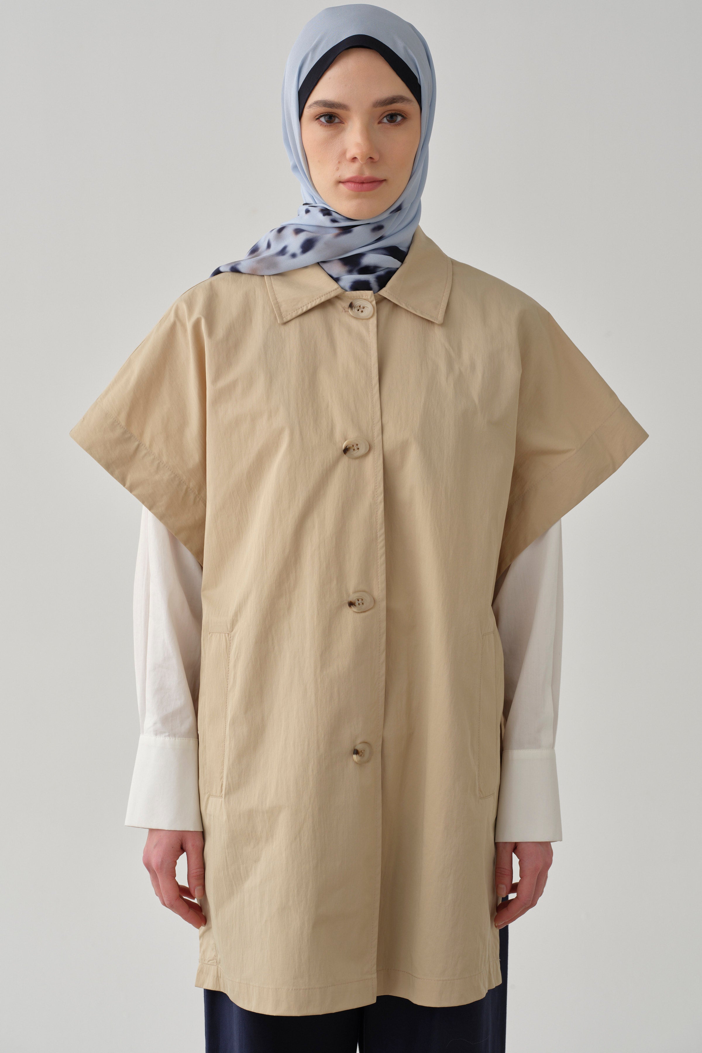 Polo Yaka Düğmeli Panço - Taş TUGBA