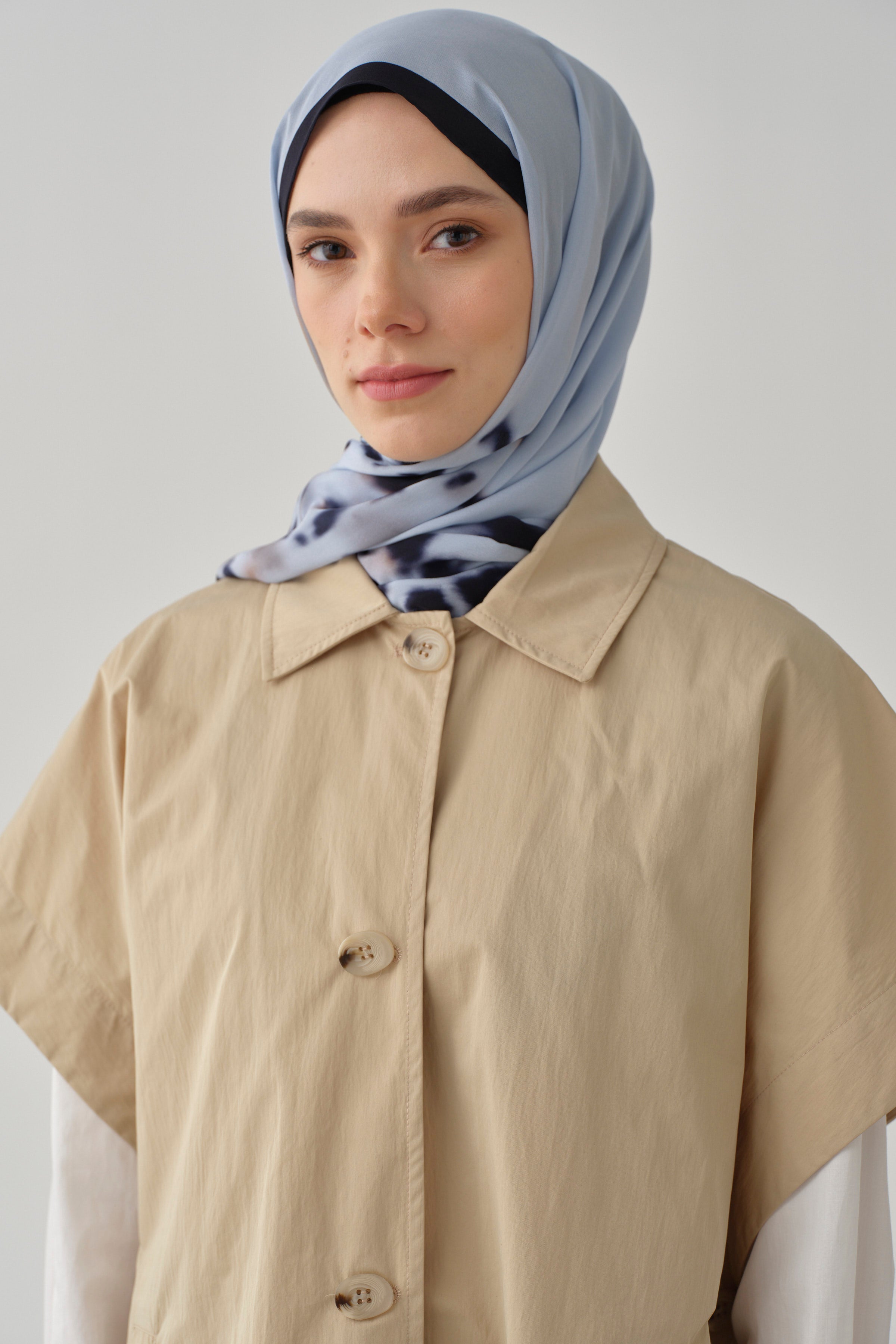 Polo Yaka Düğmeli Panço - Taş TUGBA