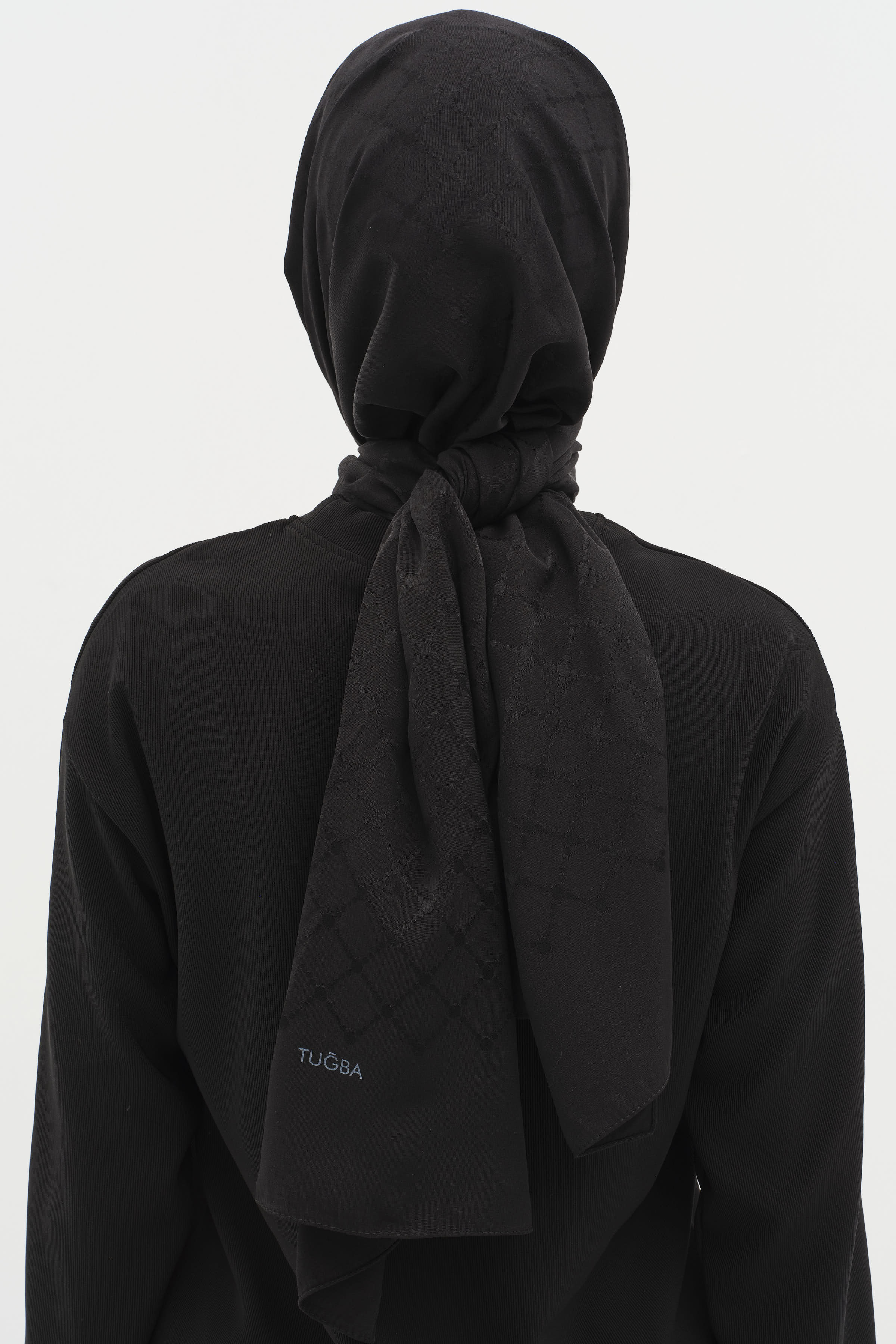 Puan Kare Desen Viskon Şal - Siyah TUGBA