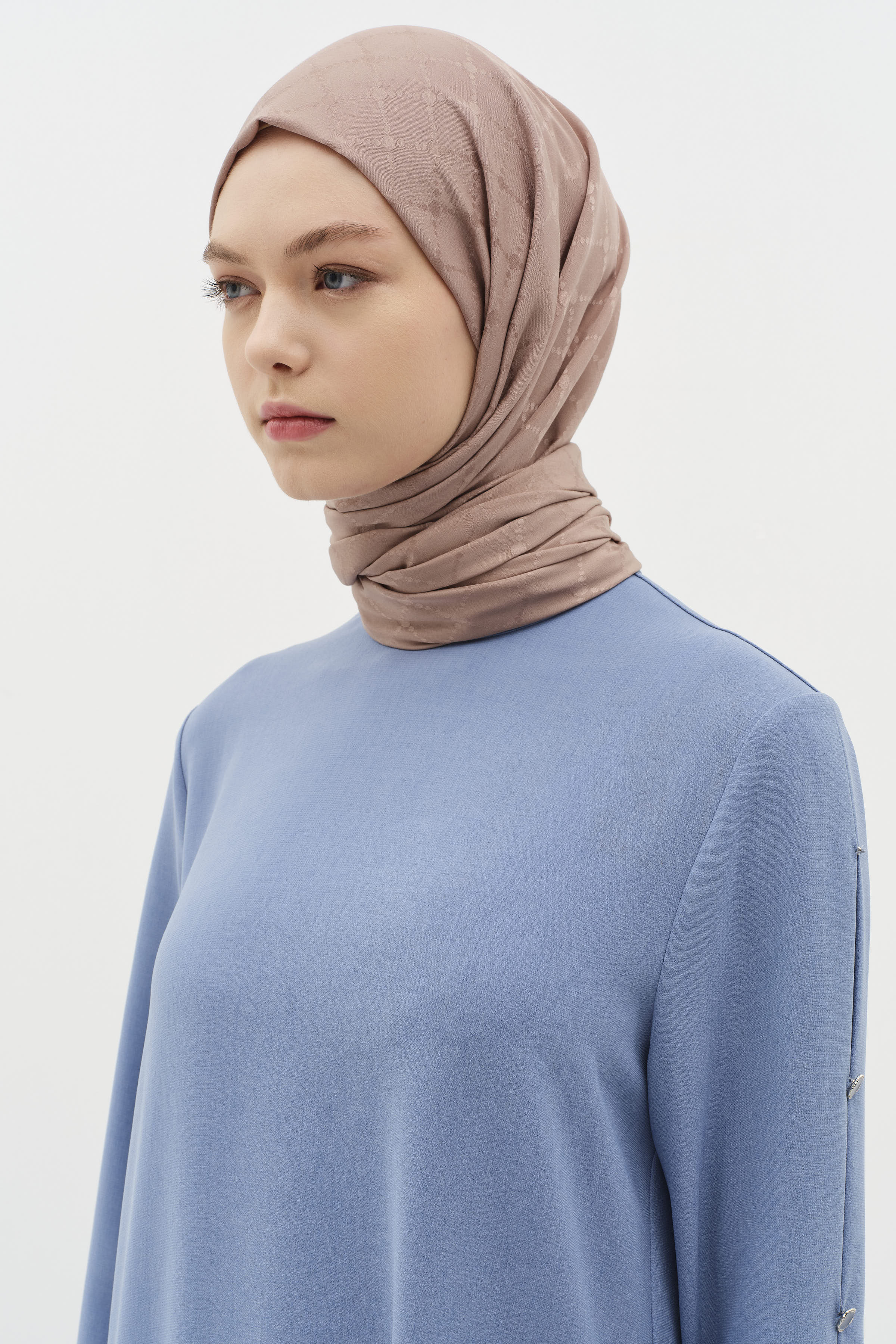 Puan Kare Desen Viskon Şal - Vizon TUGBA