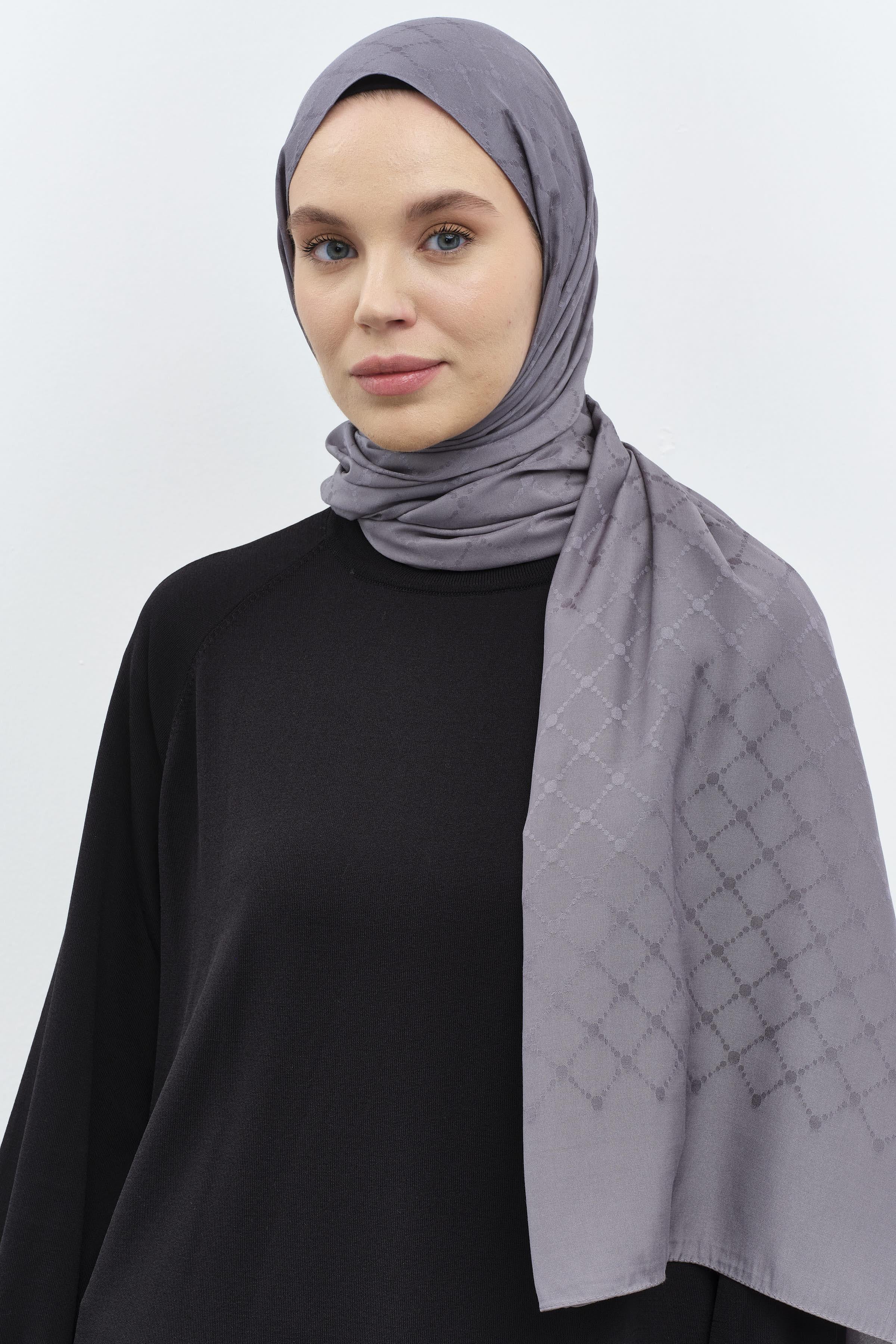 Puan Kare Desen Viskon Şal - Füme TUGBA