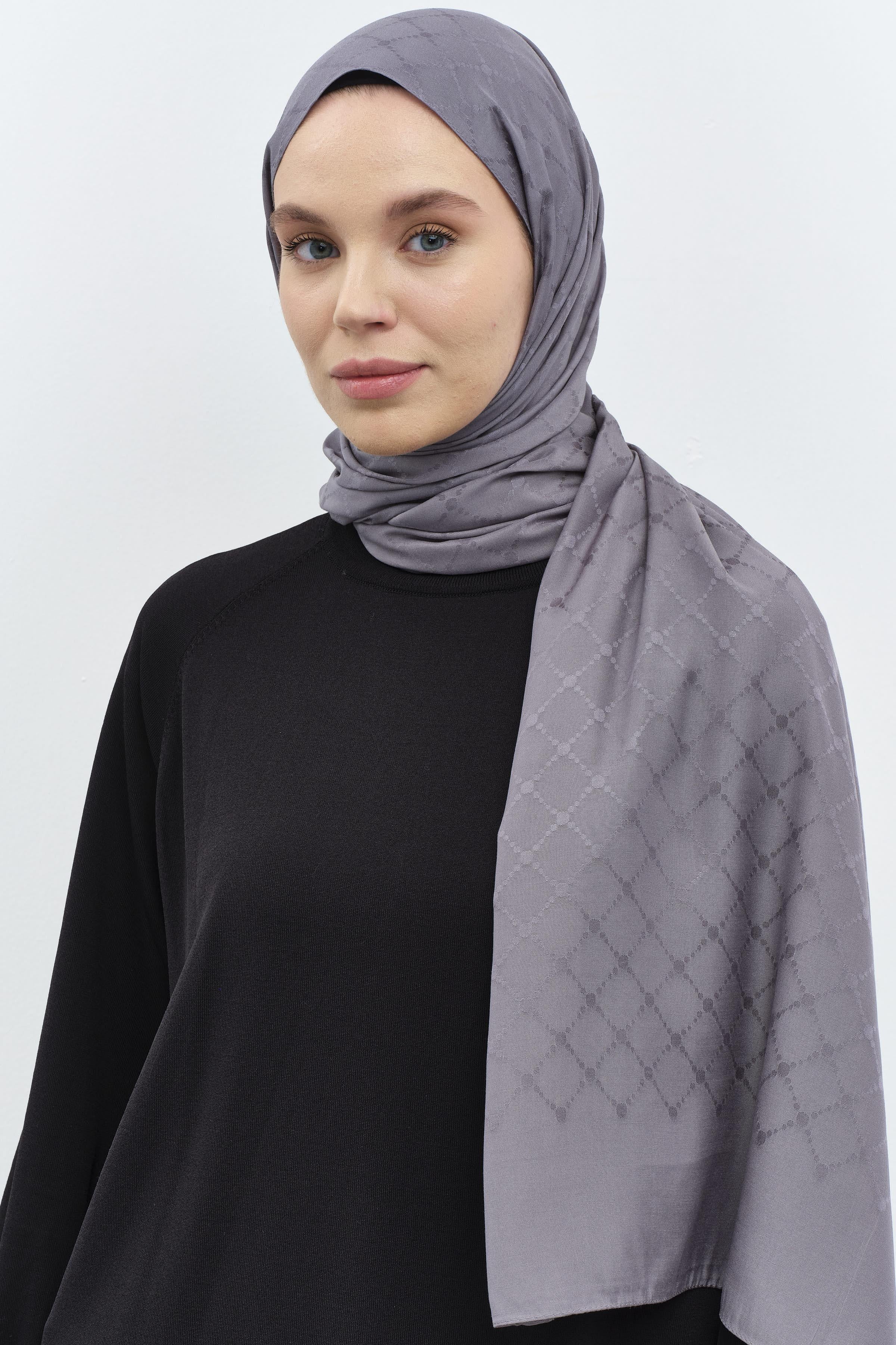 Puan Kare Desen Viskon Şal - Füme TUGBA