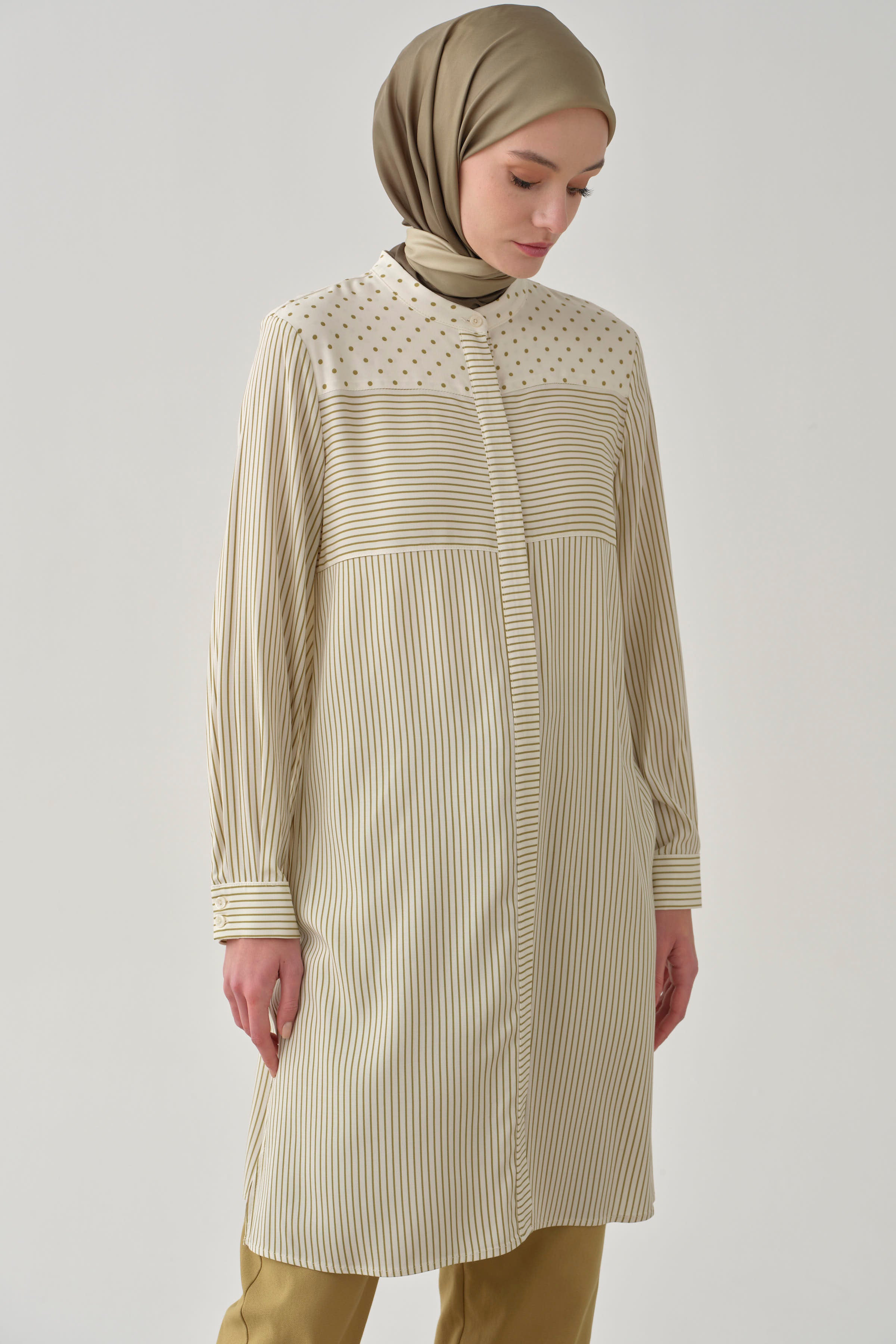 Puantiye Garnili Çizgili Tunik - Olive TUGBA