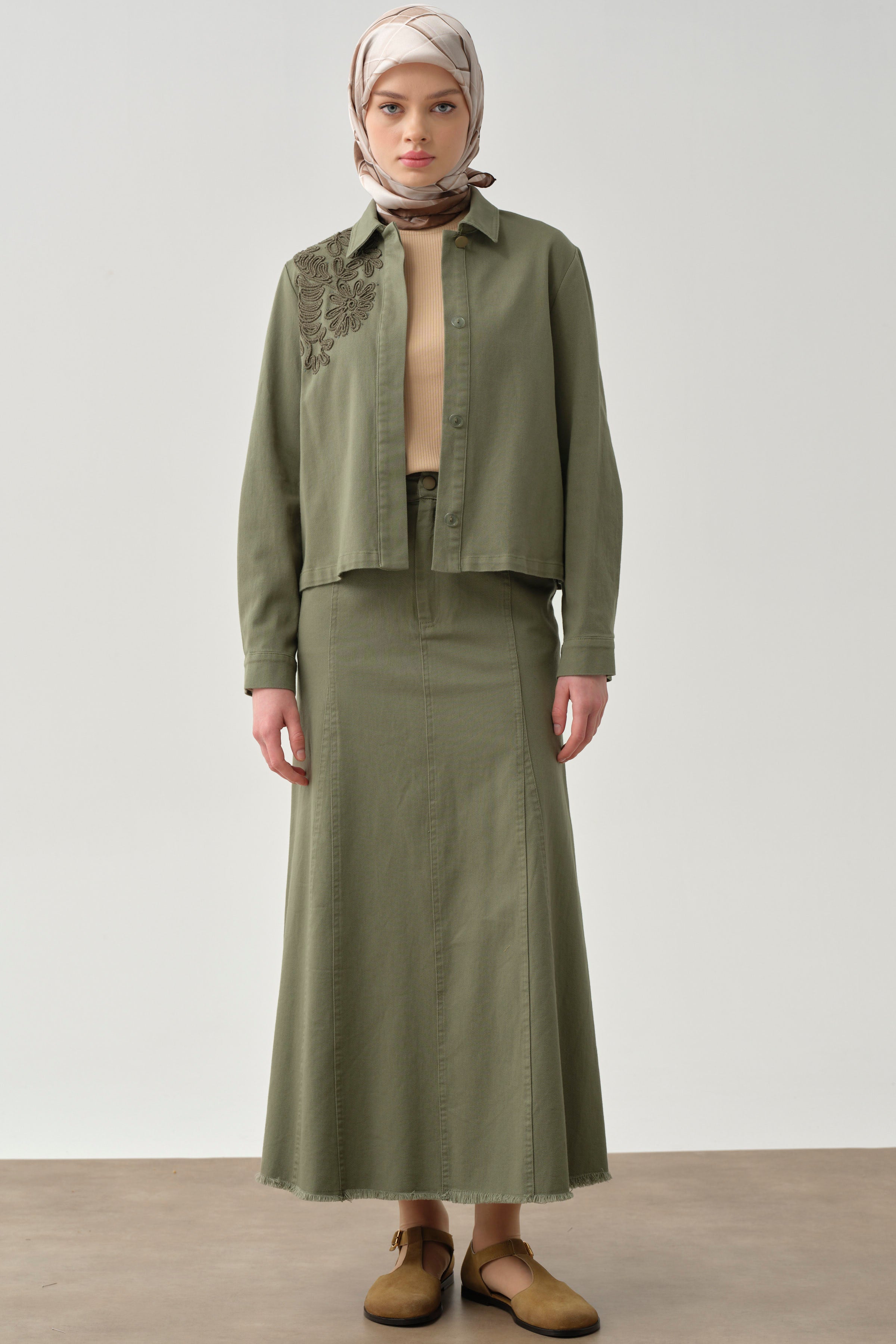 Püskül Detaylı Cepli Canvas Etek - Haki TUGBA