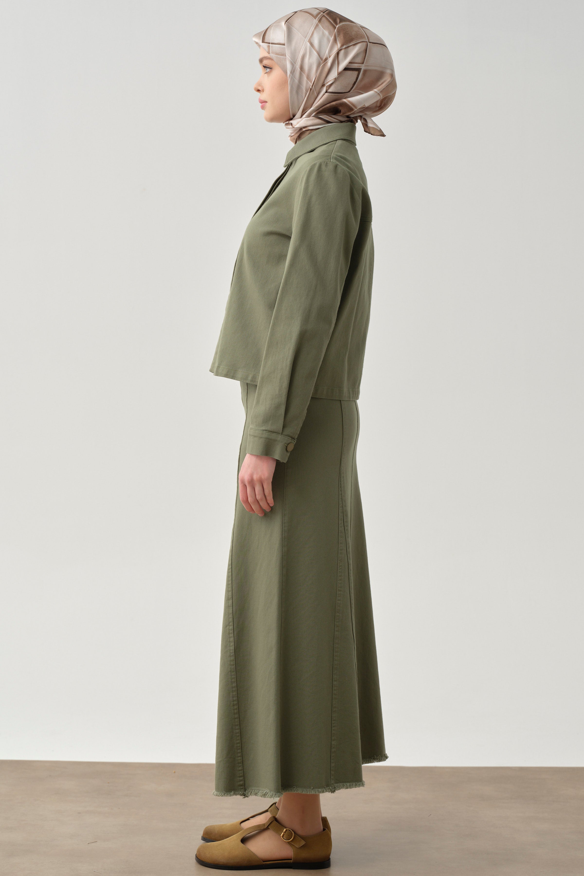 Püskül Detaylı Cepli Canvas Etek - Haki TUGBA