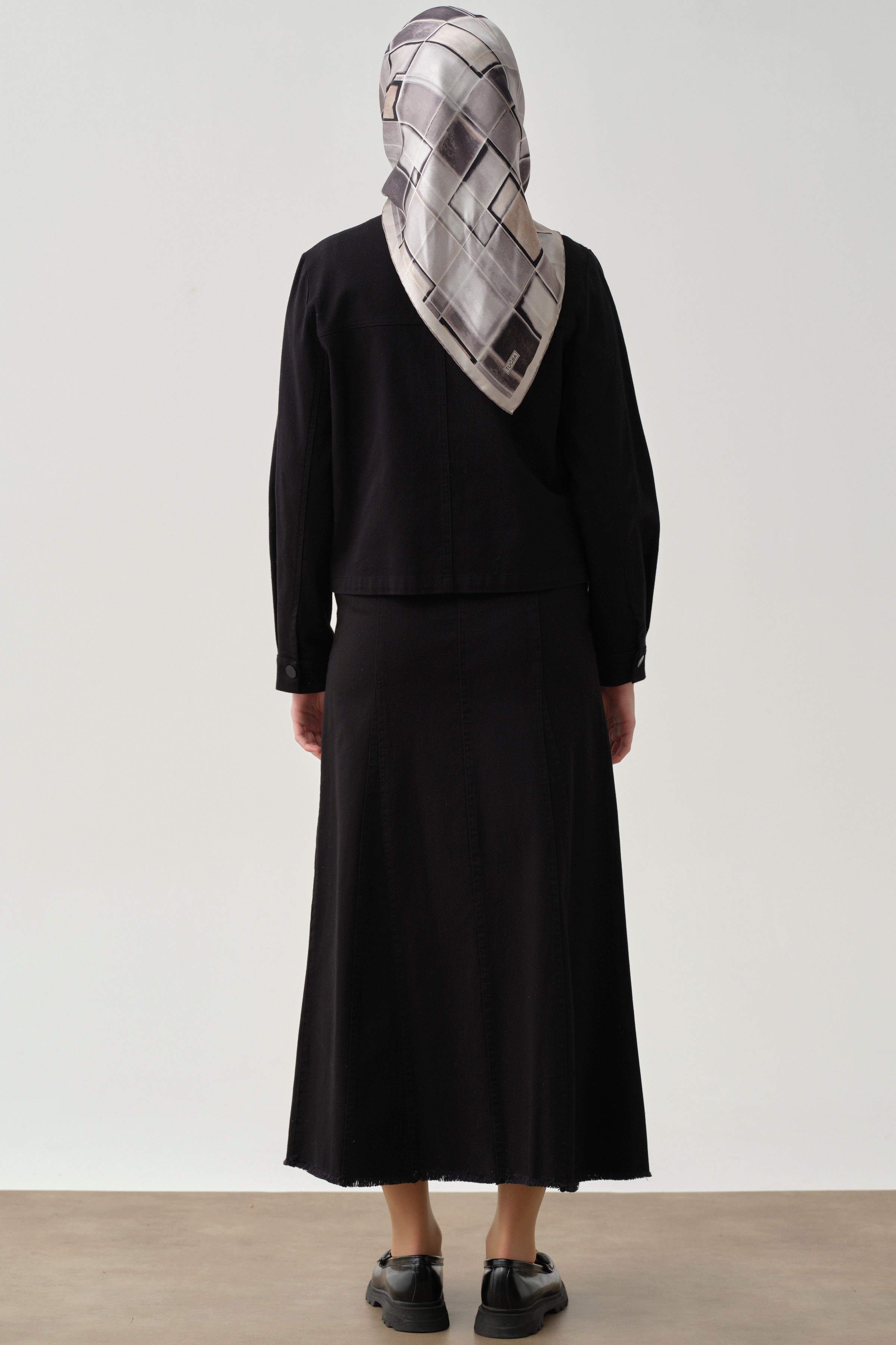 Püskül Detaylı Cepli Canvas Etek - Siyah TUGBA