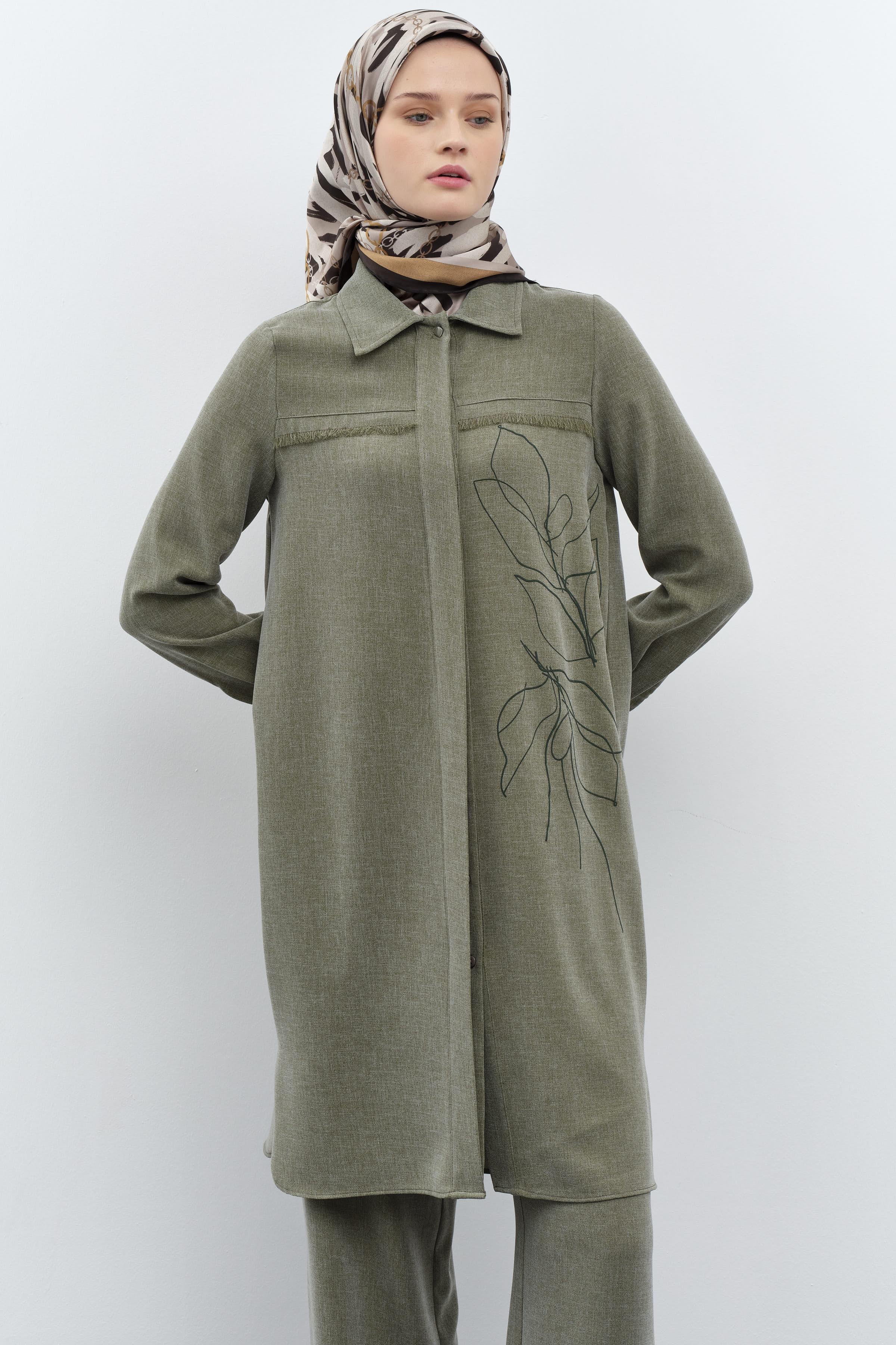 Püskül Detaylı Desen Baskılı Tunik - Haki TUGBA