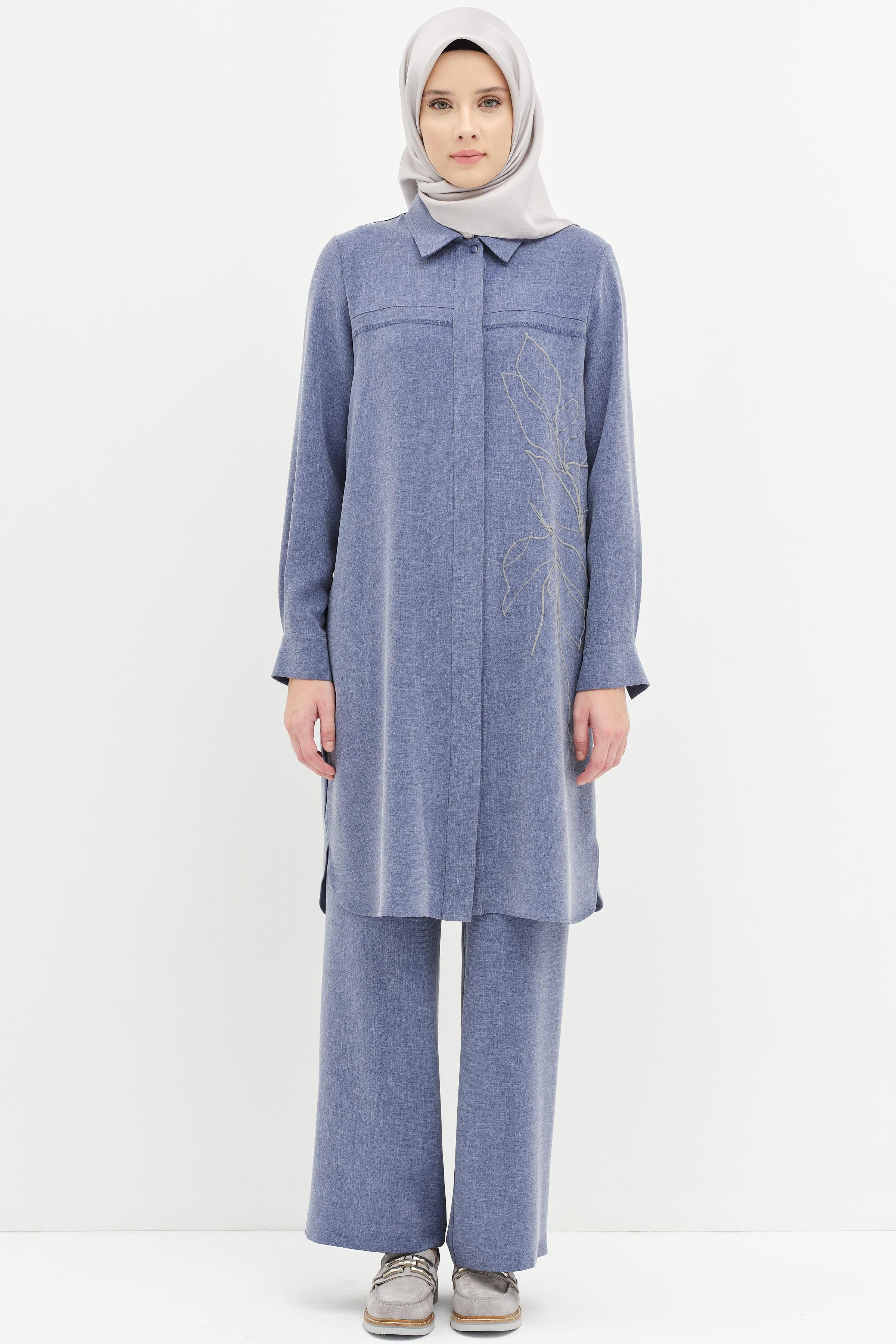 Püskül Detaylı Desen Baskılı Tunik - İndigo TUGBA