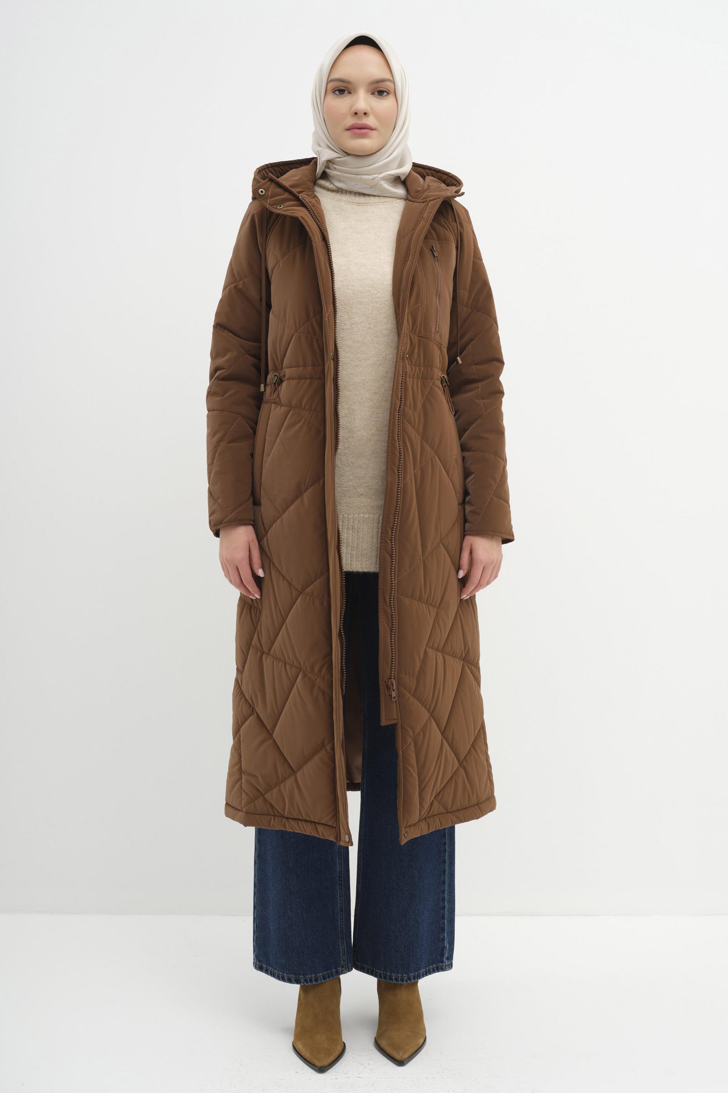 Reglan Kollu Kapitone Kaban - Kahve TUGBA