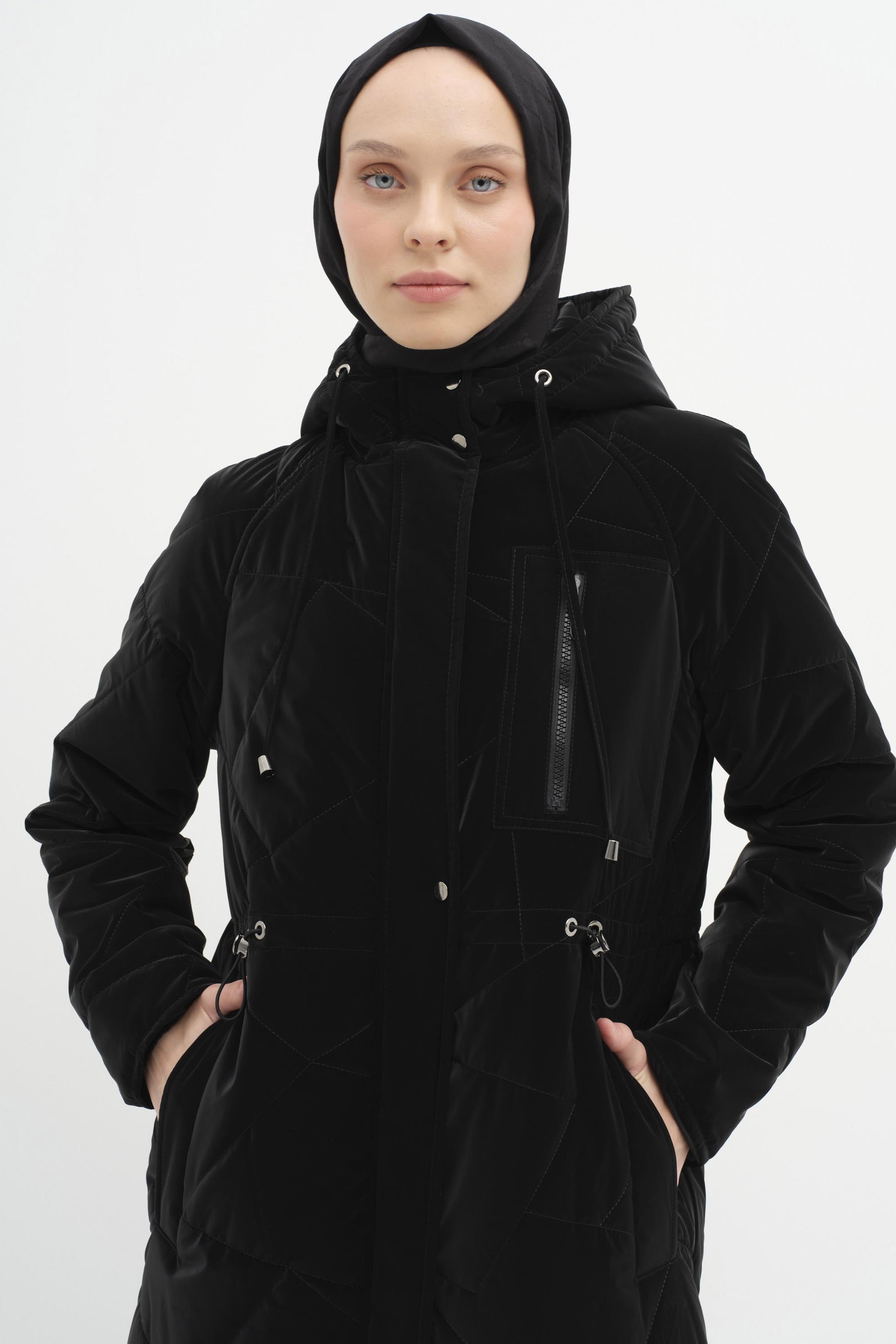 Reglan Kollu Kapitone Kaban - Siyah TUGBA