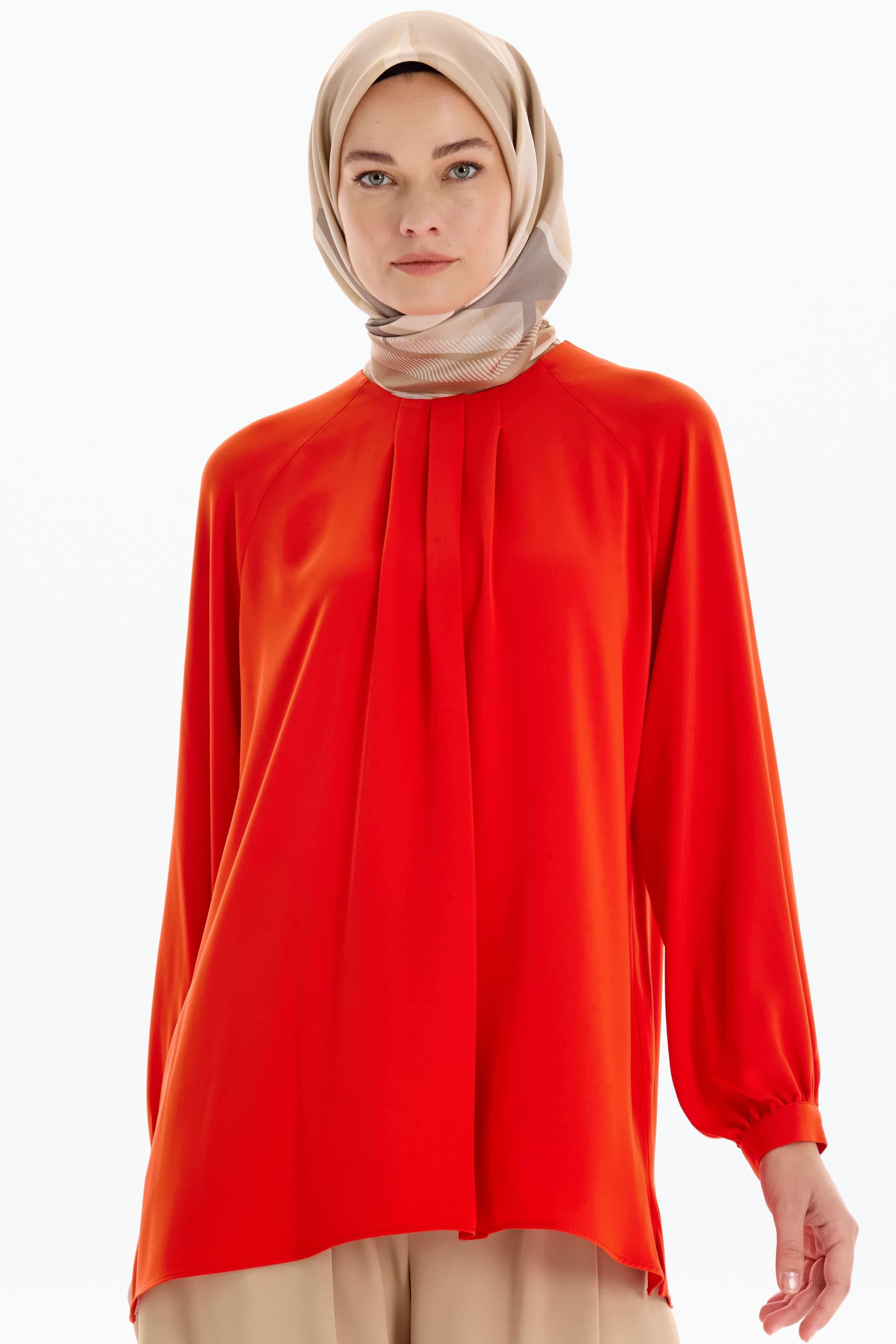 Reglan Kollu Pile Detaylı Bluz - Mercan TUGBA