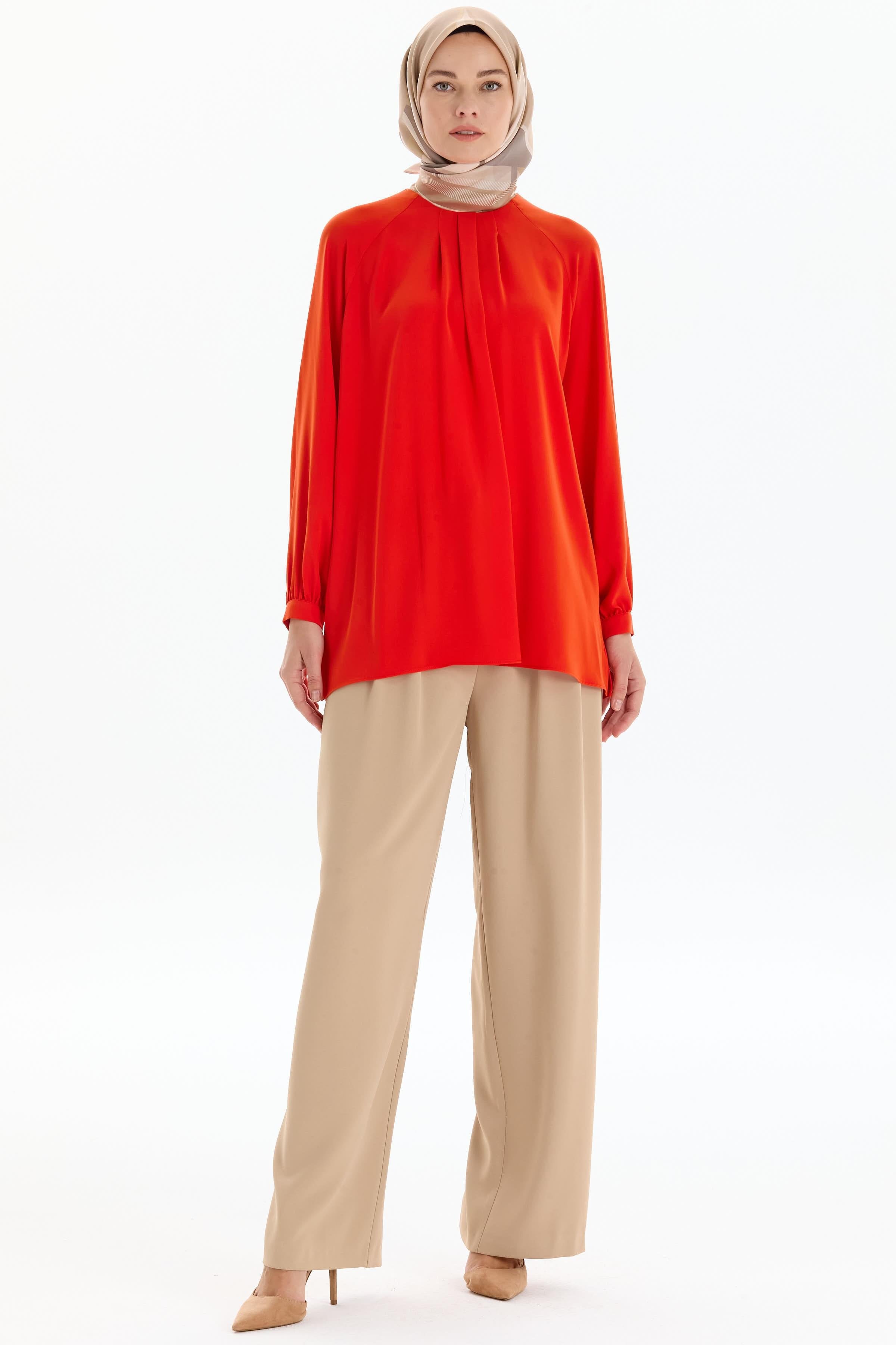 Reglan Kollu Pile Detaylı Bluz - Mercan TUGBA