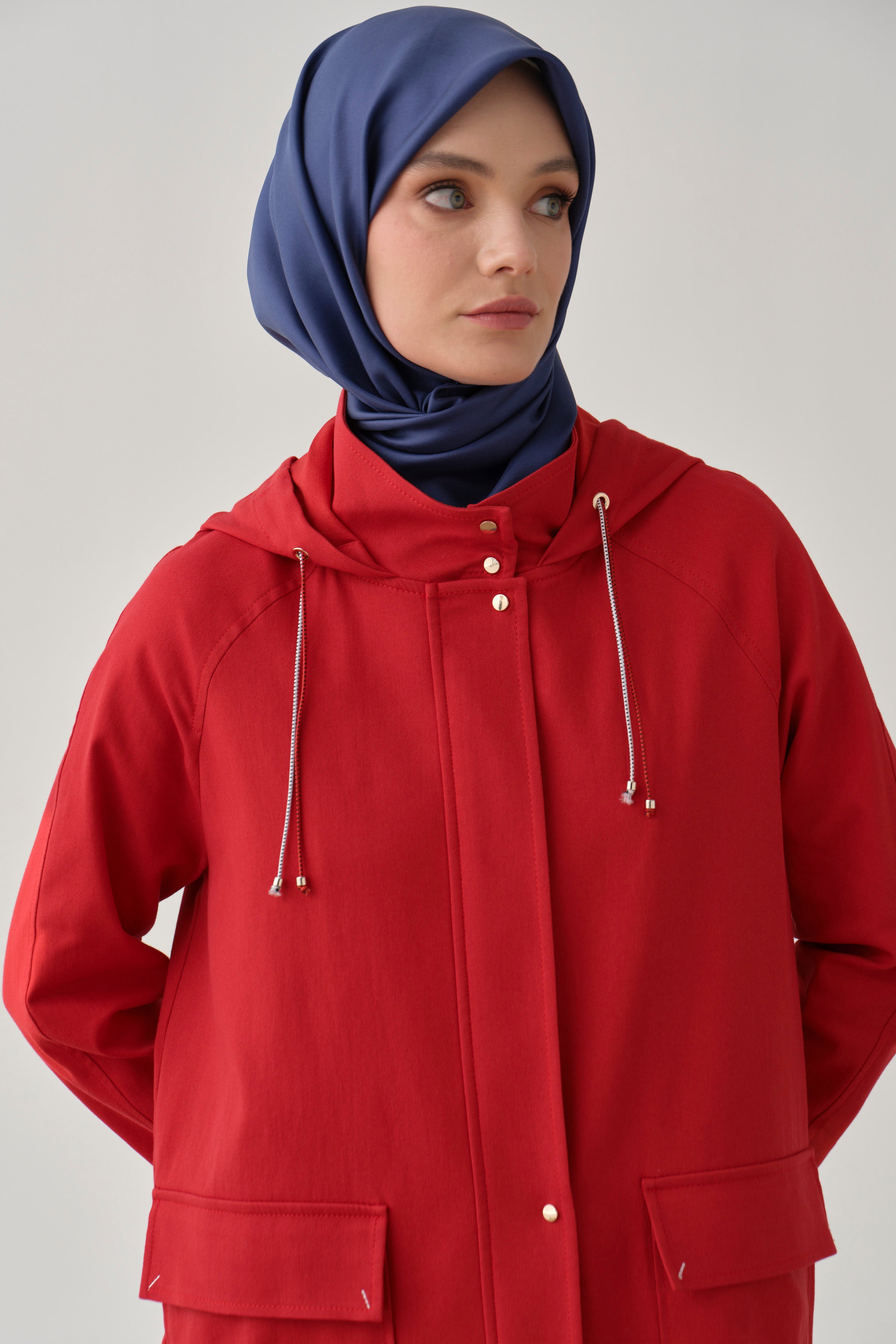 Reglan Kollu Yağmurluk - Mercan TUGBA