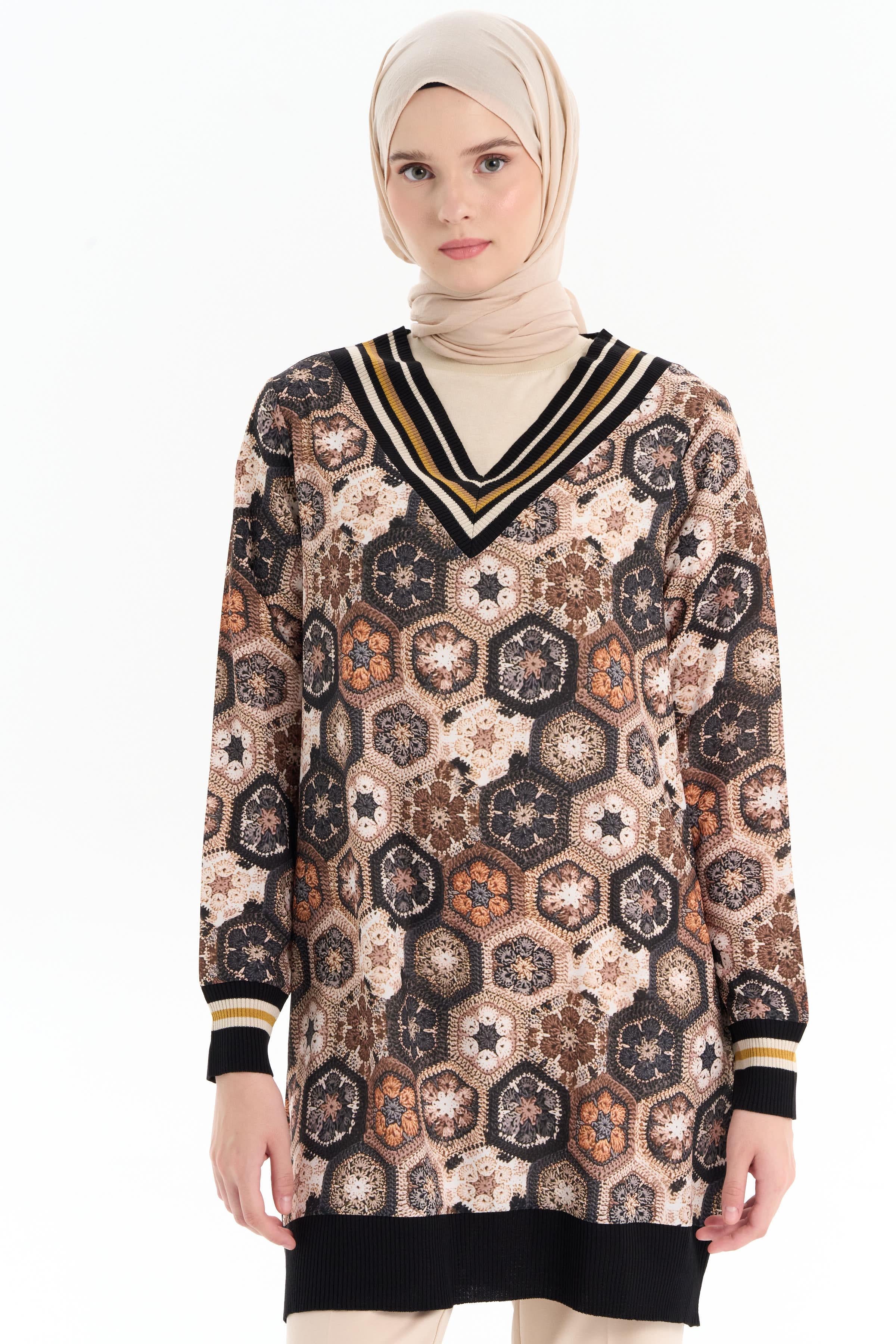 Ribana Detaylı Desenli V Yakalı Tunik - Siyah TUGBA
