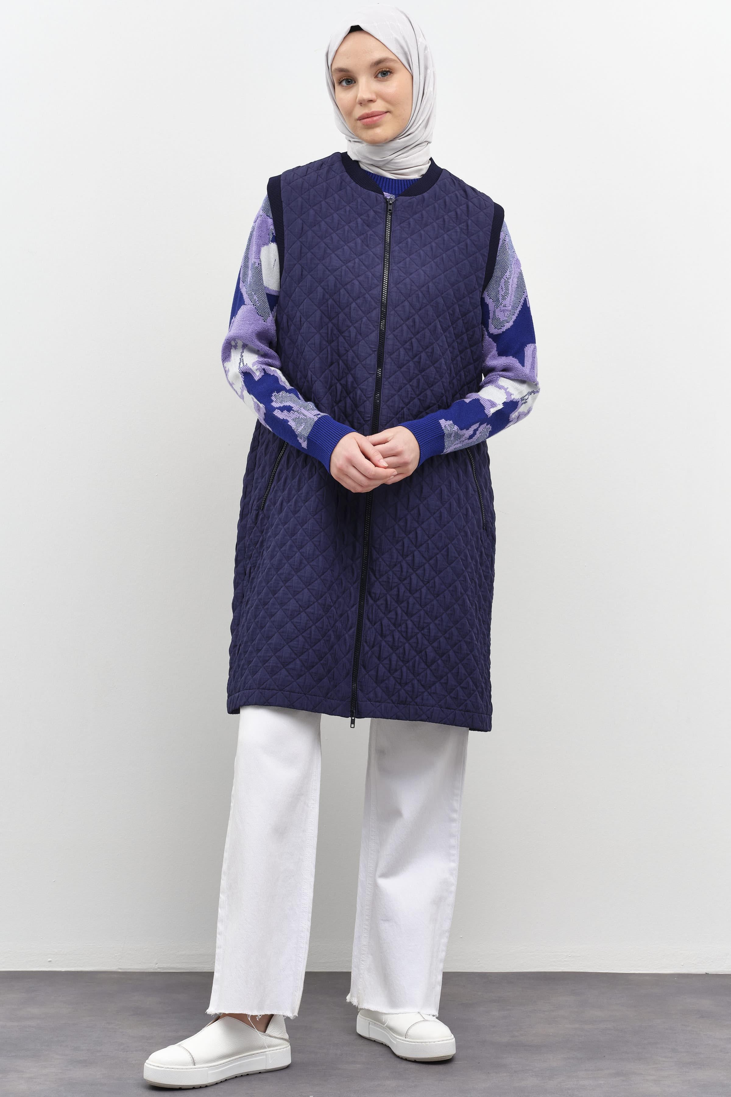 Ribana Detaylı İnce Kapitone Yelek - Lacivert TUGBA