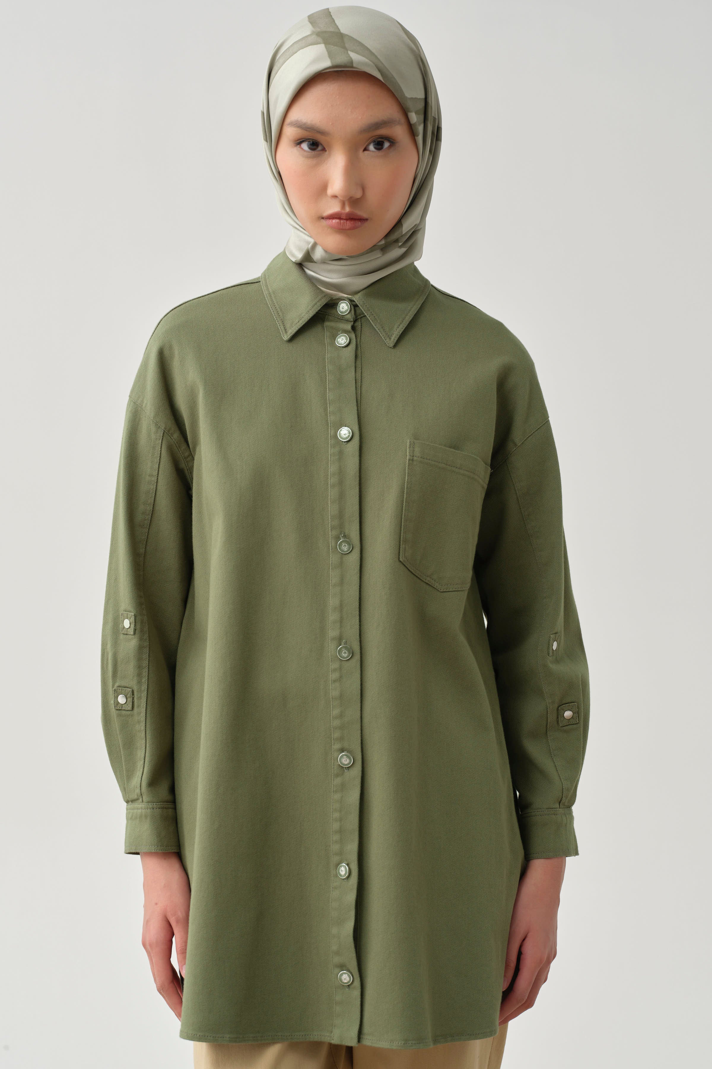 Rivet Detaylı Kanvas Gömlek - Haki TUGBA