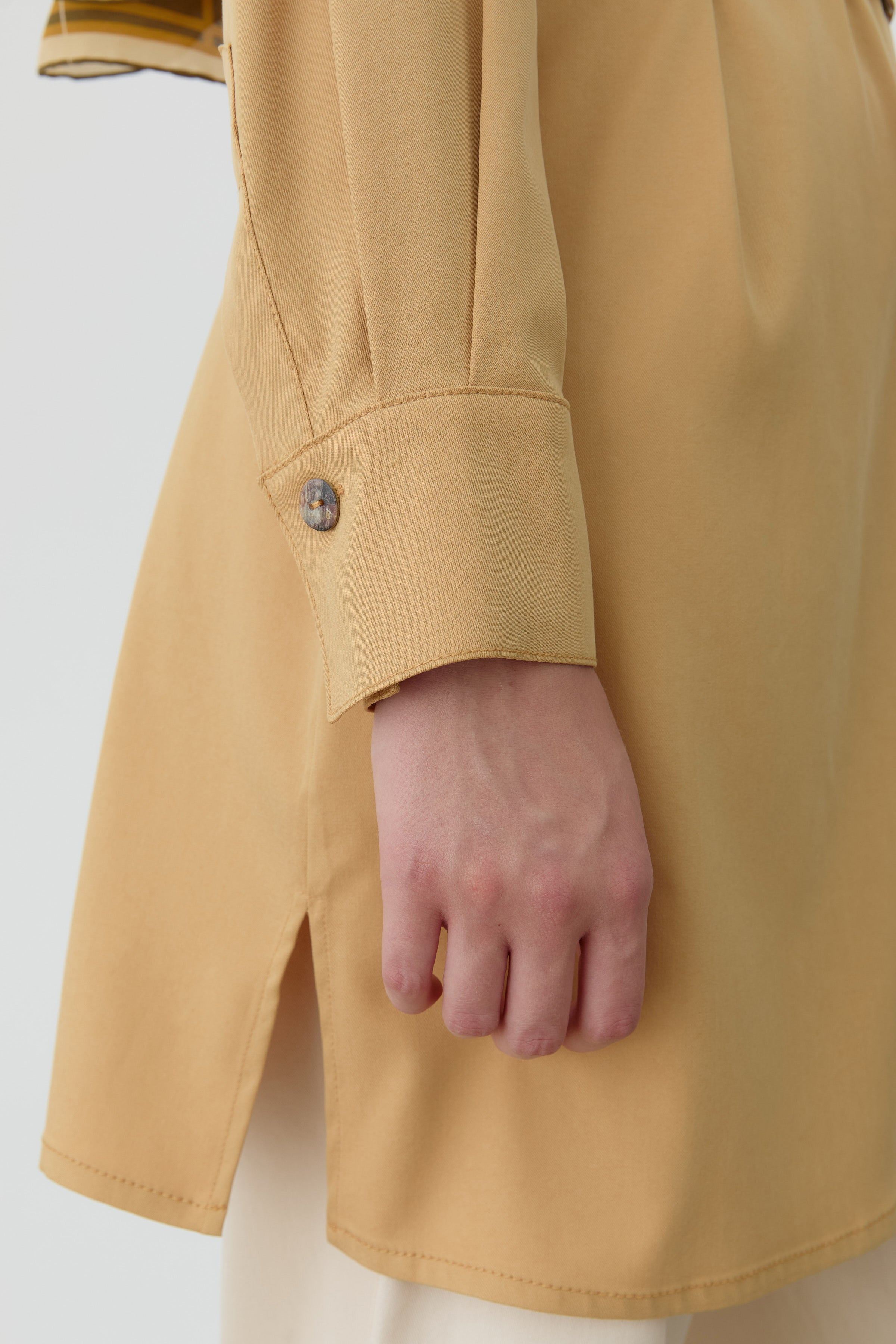 Roba Detaylı Kemerli Tunik - Safran TUGBA