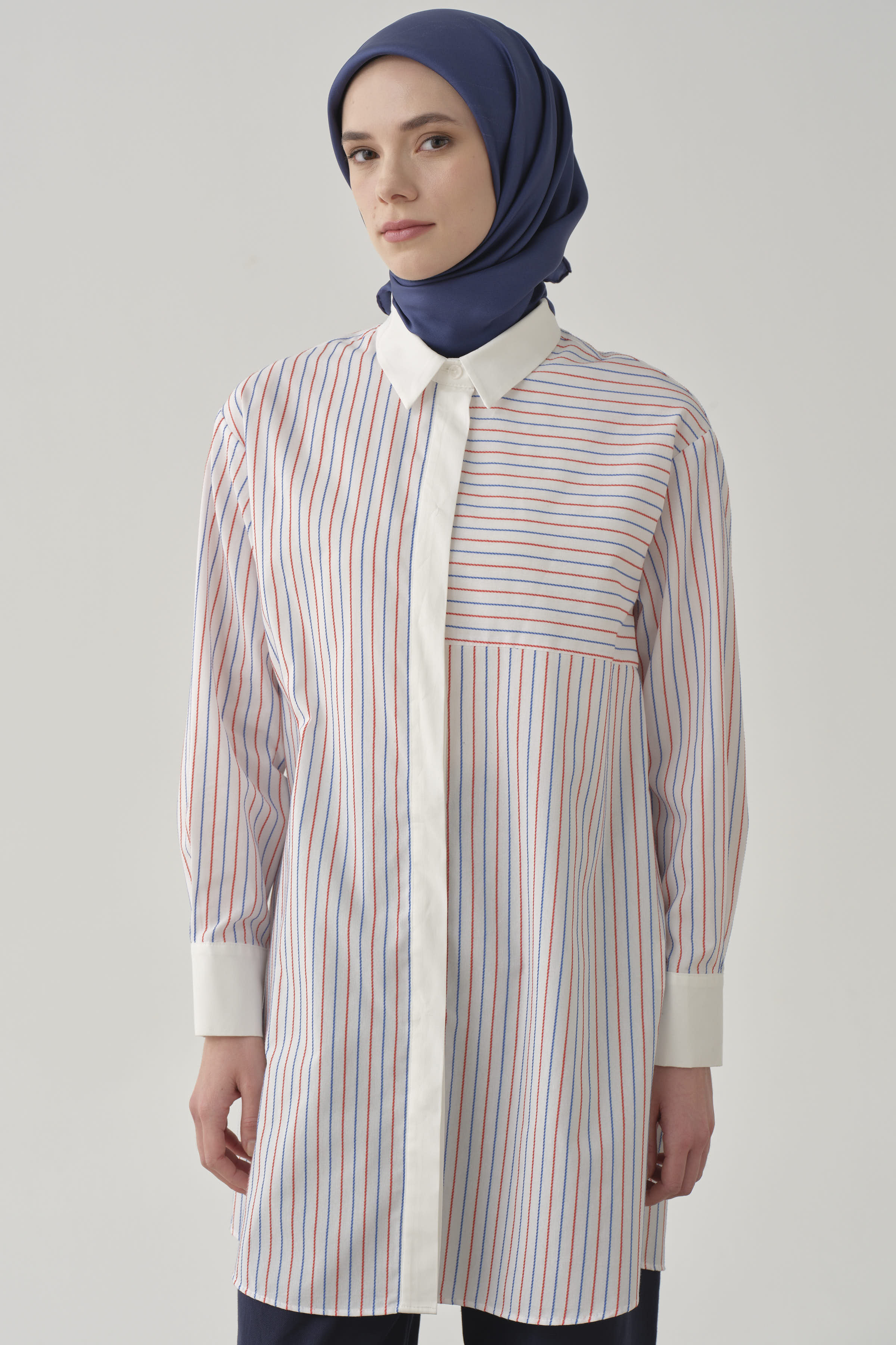 Roba Kesikli Çizgili Tunik - Kırmızı TUGBA