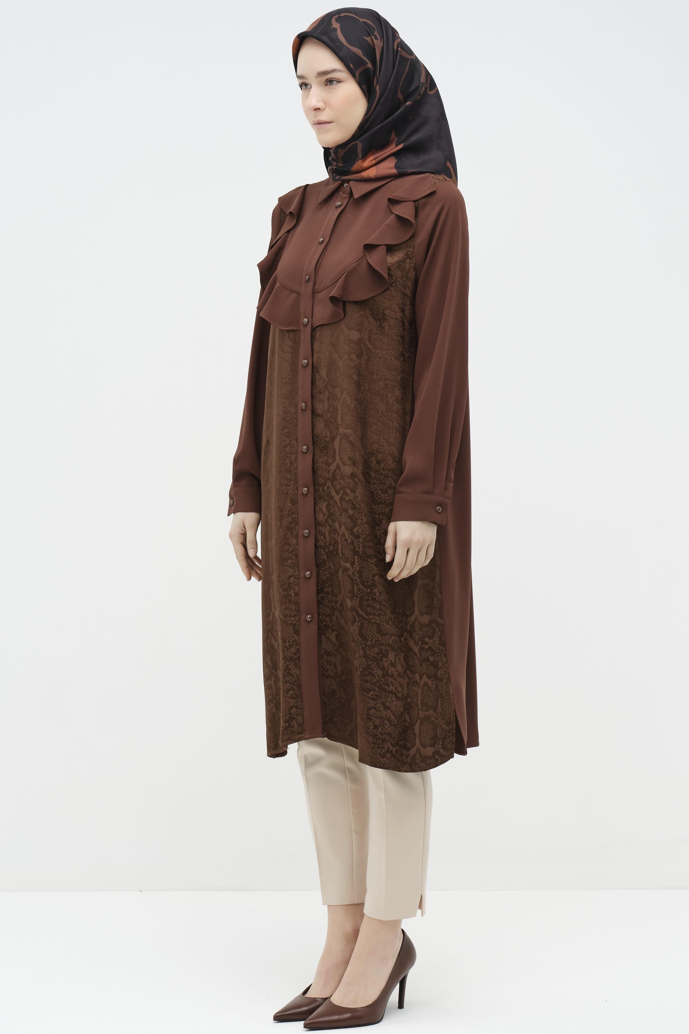 Robalı Volan Detaylı Garnili Tunik - Kahve TUGBA