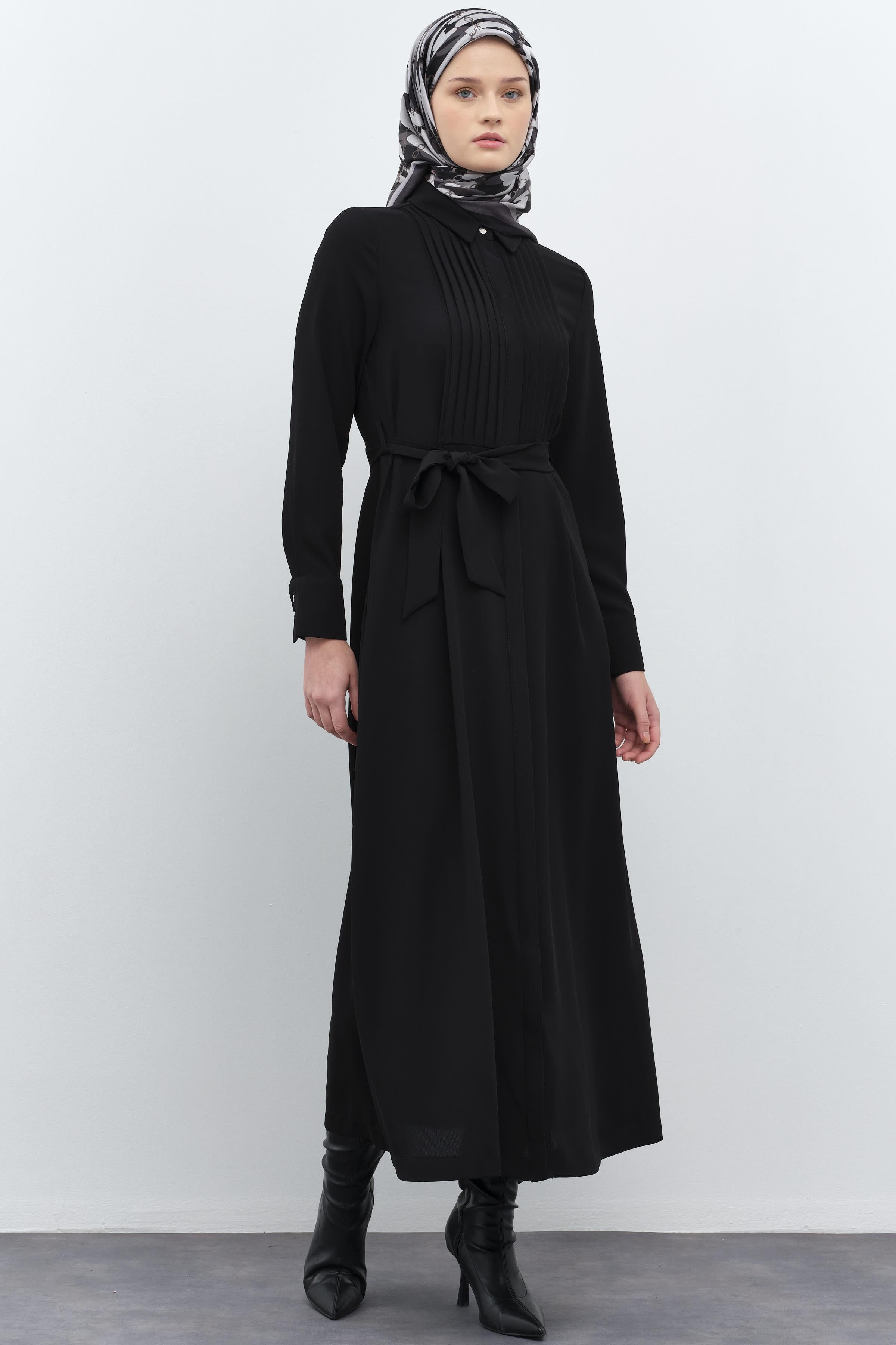 Robası Plise Detaylı Pardesü - Siyah TUGBA