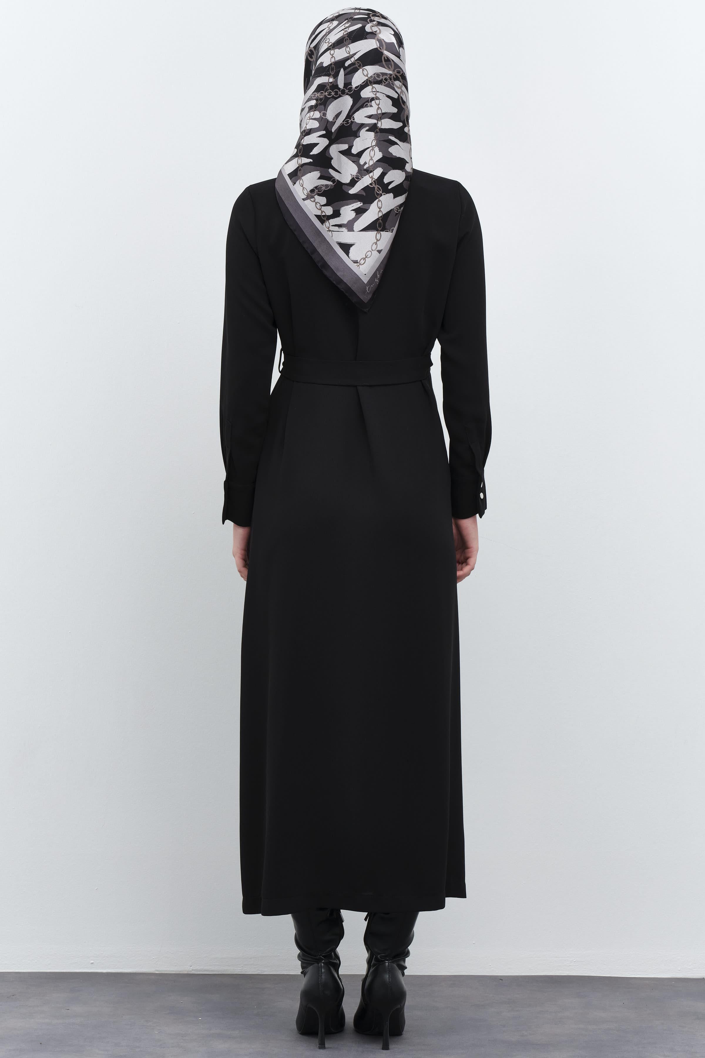 Robası Plise Detaylı Pardesü - Siyah TUGBA