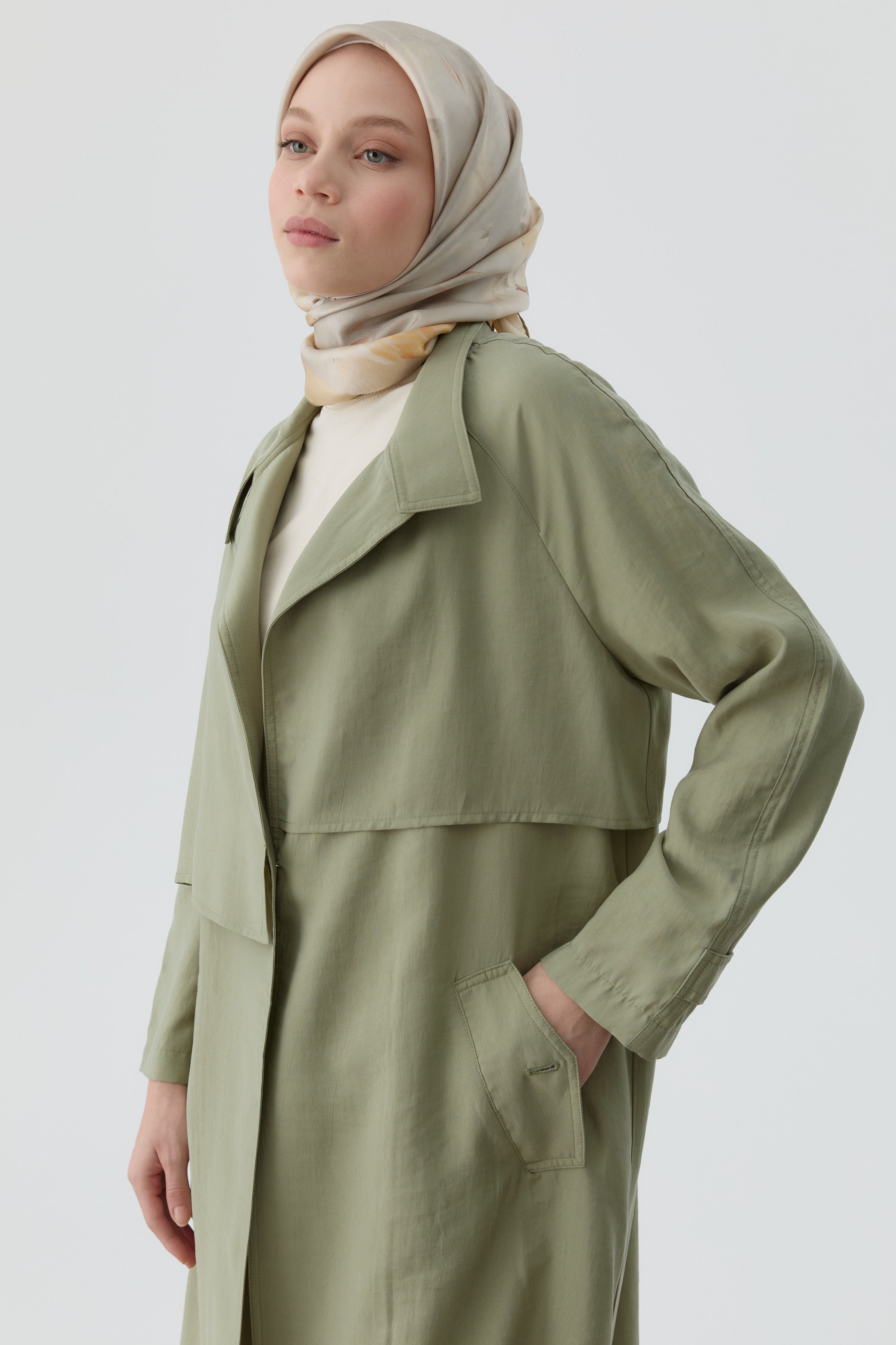 Rüzgarlık Detaylı Giy-Çık - Mint TUGBA