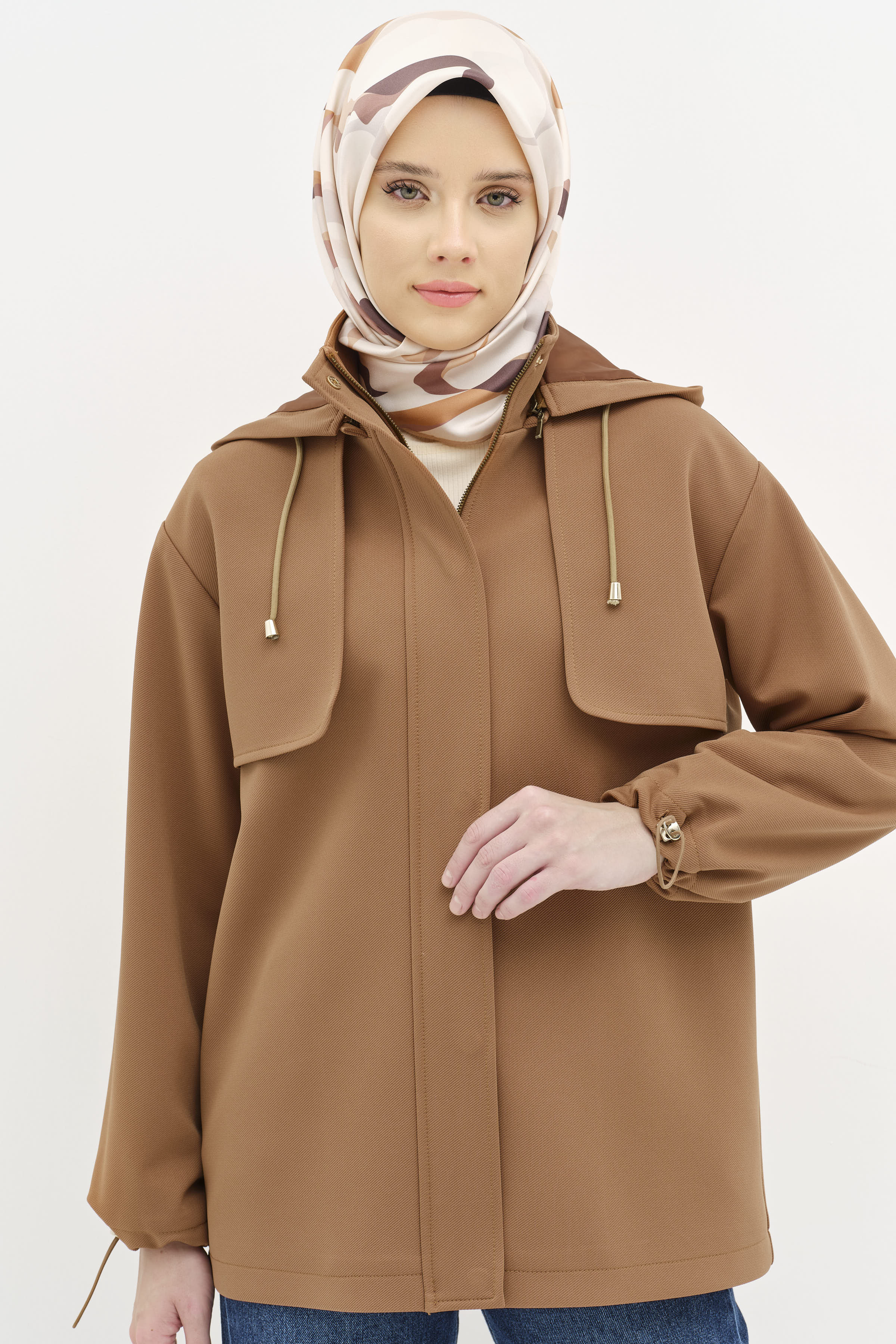 Rüzgarlık Detaylı Kapüşonlu Mont - Taba TUGBA