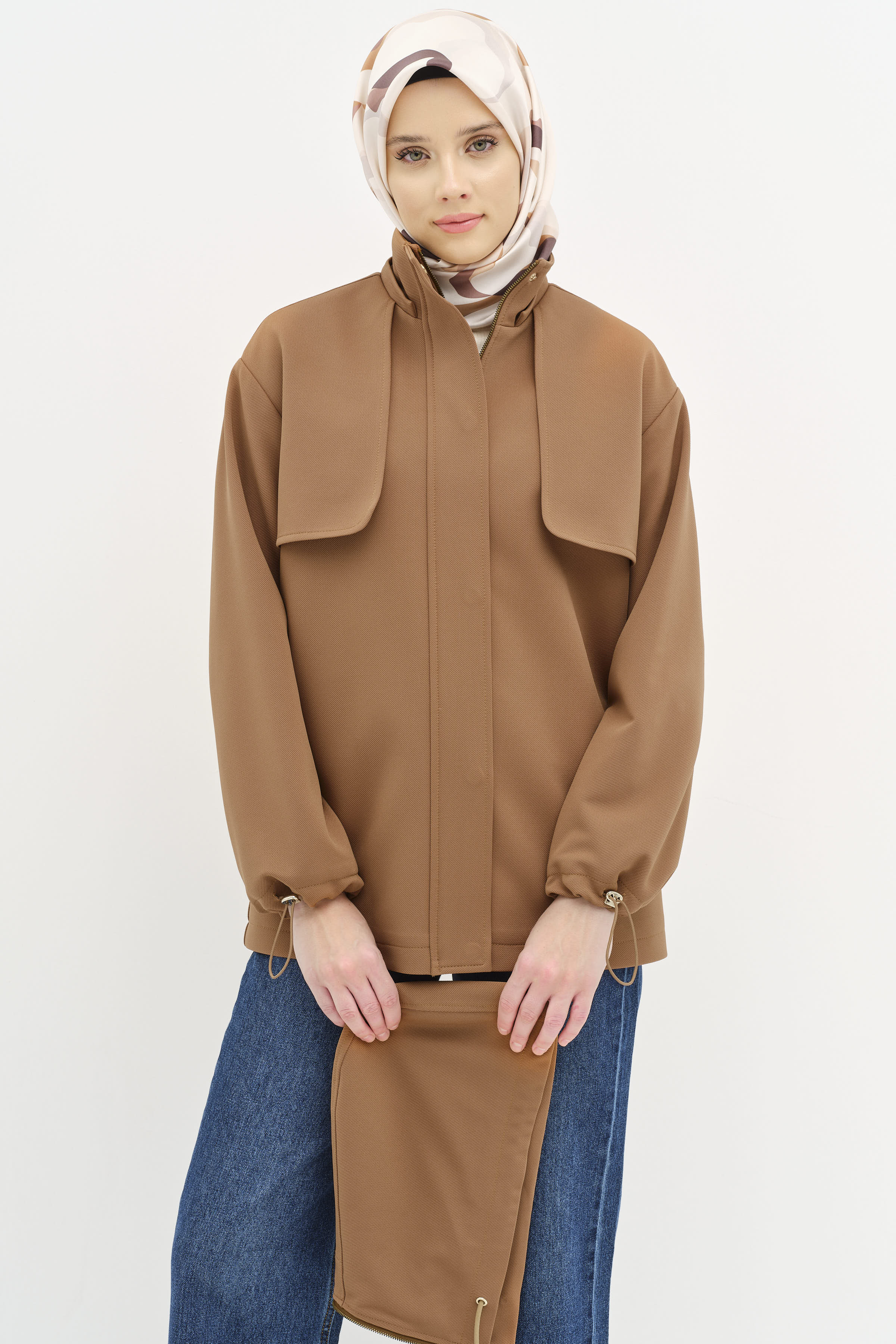 Rüzgarlık Detaylı Kapüşonlu Mont - Taba TUGBA