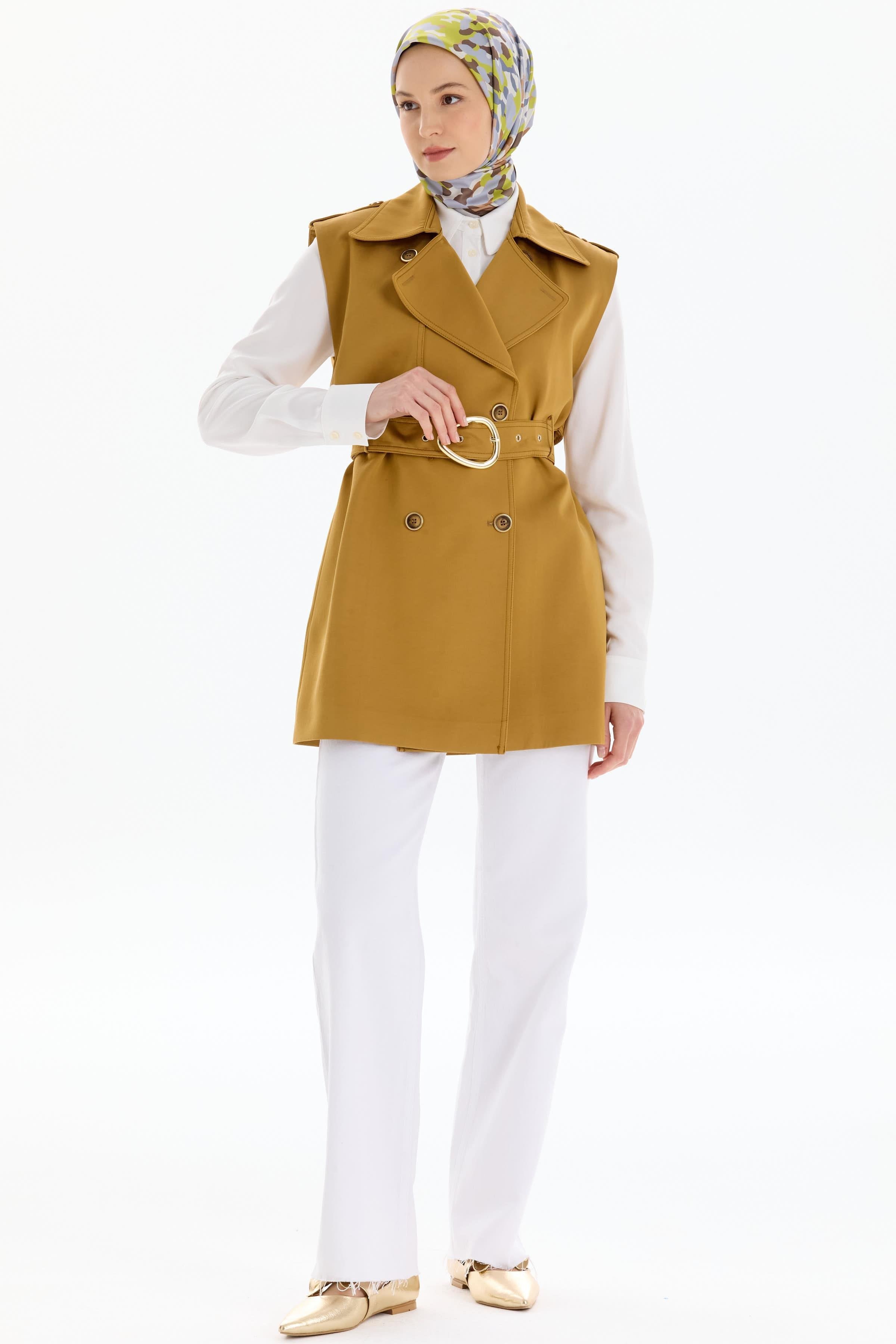 Rüzgarlık Detaylı Kruvaze Yelek - Camel TUGBA