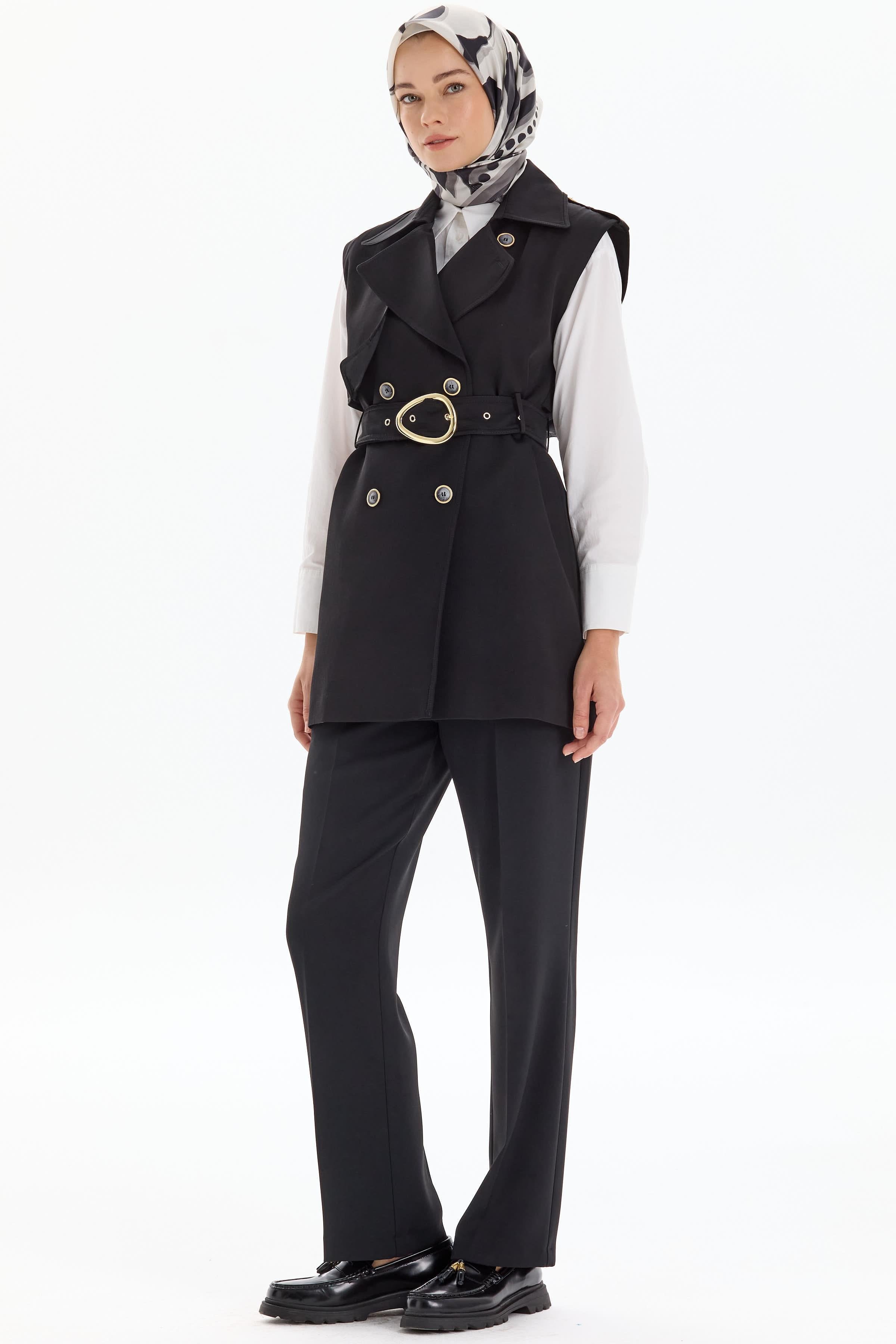 Rüzgarlık Detaylı Kruvaze Yelek - Siyah TUGBA