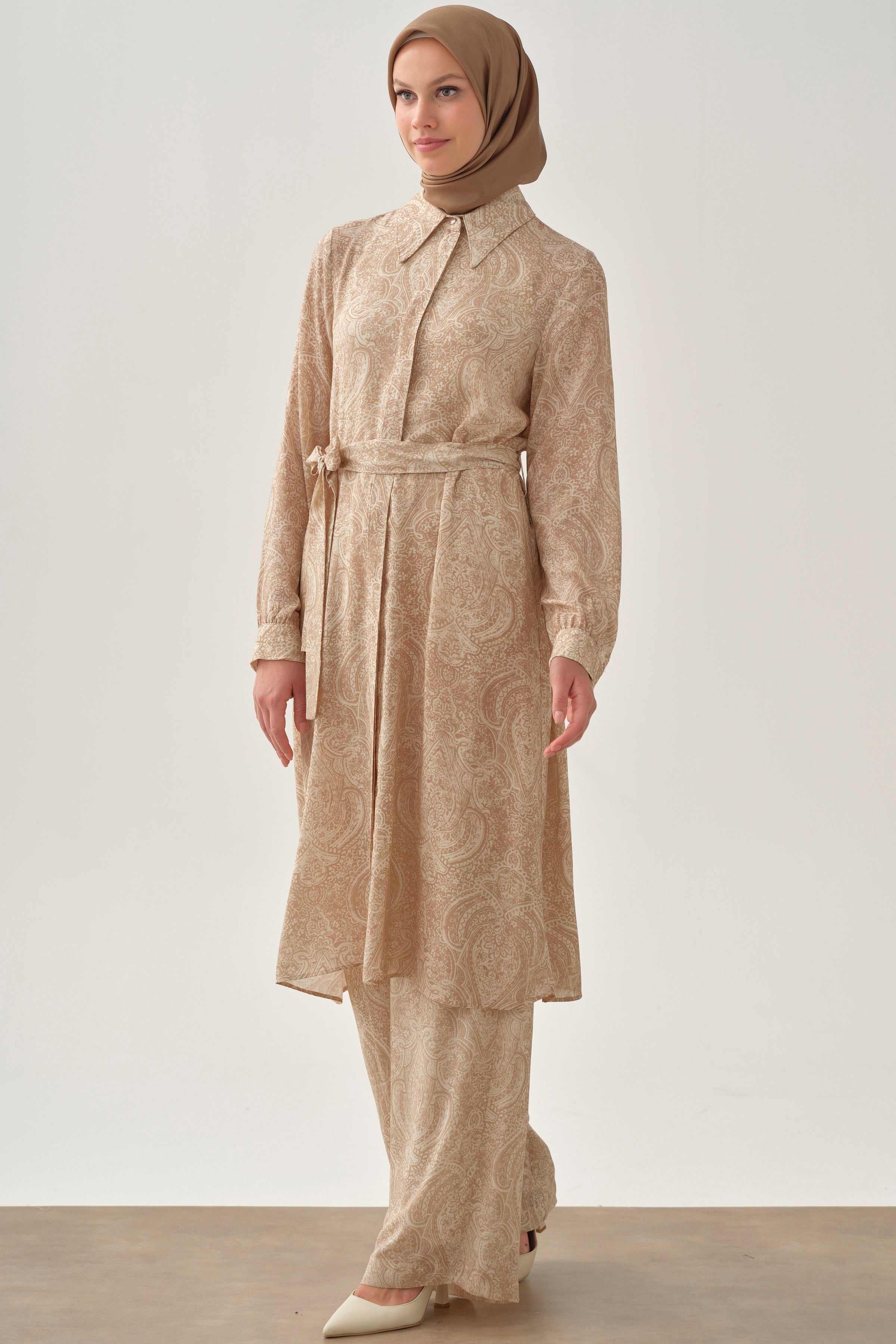 Şal Desenli Bol Paça Pantolon - Bej TUGBA