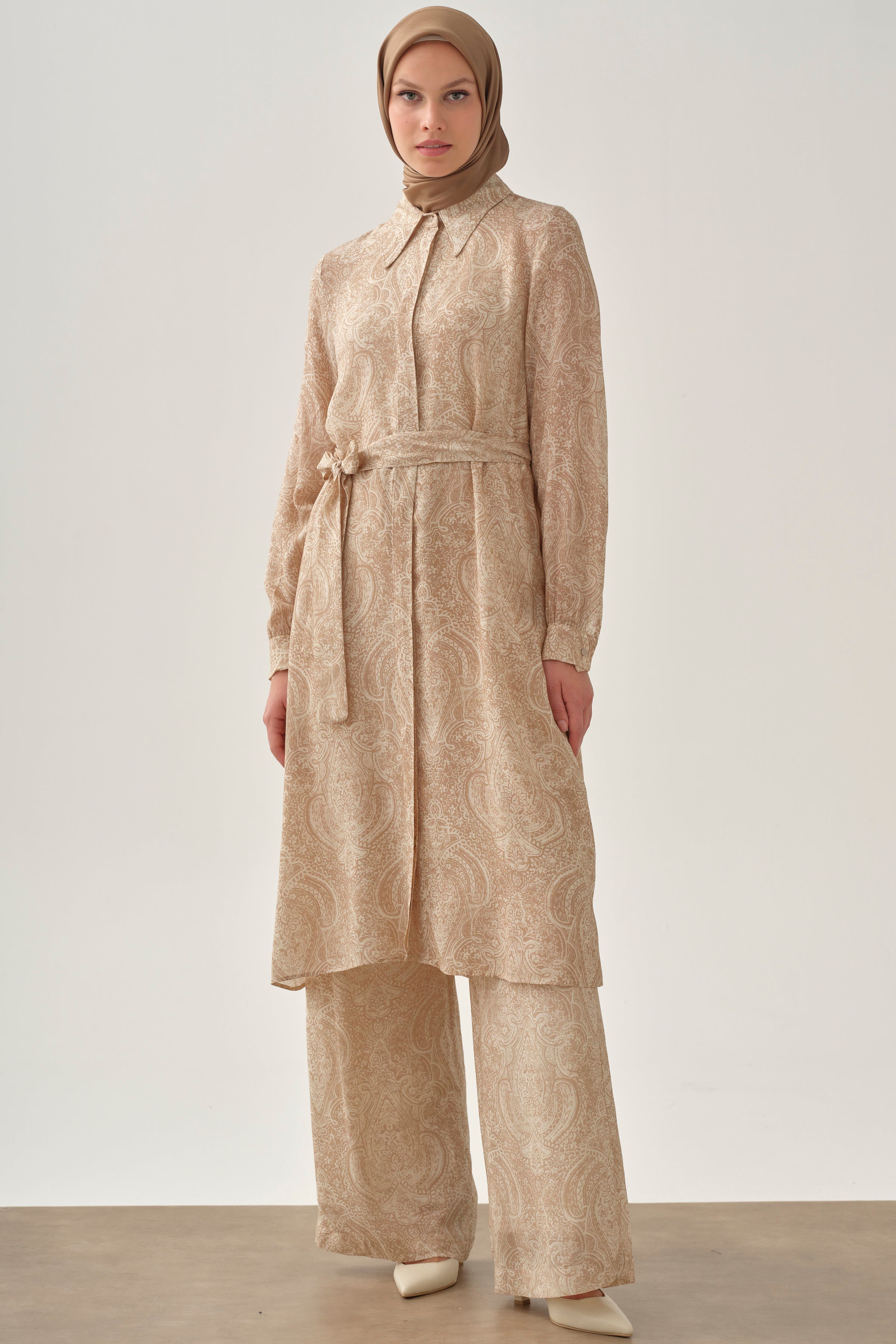 Şal Desenli Bol Paça Pantolon - Bej TUGBA