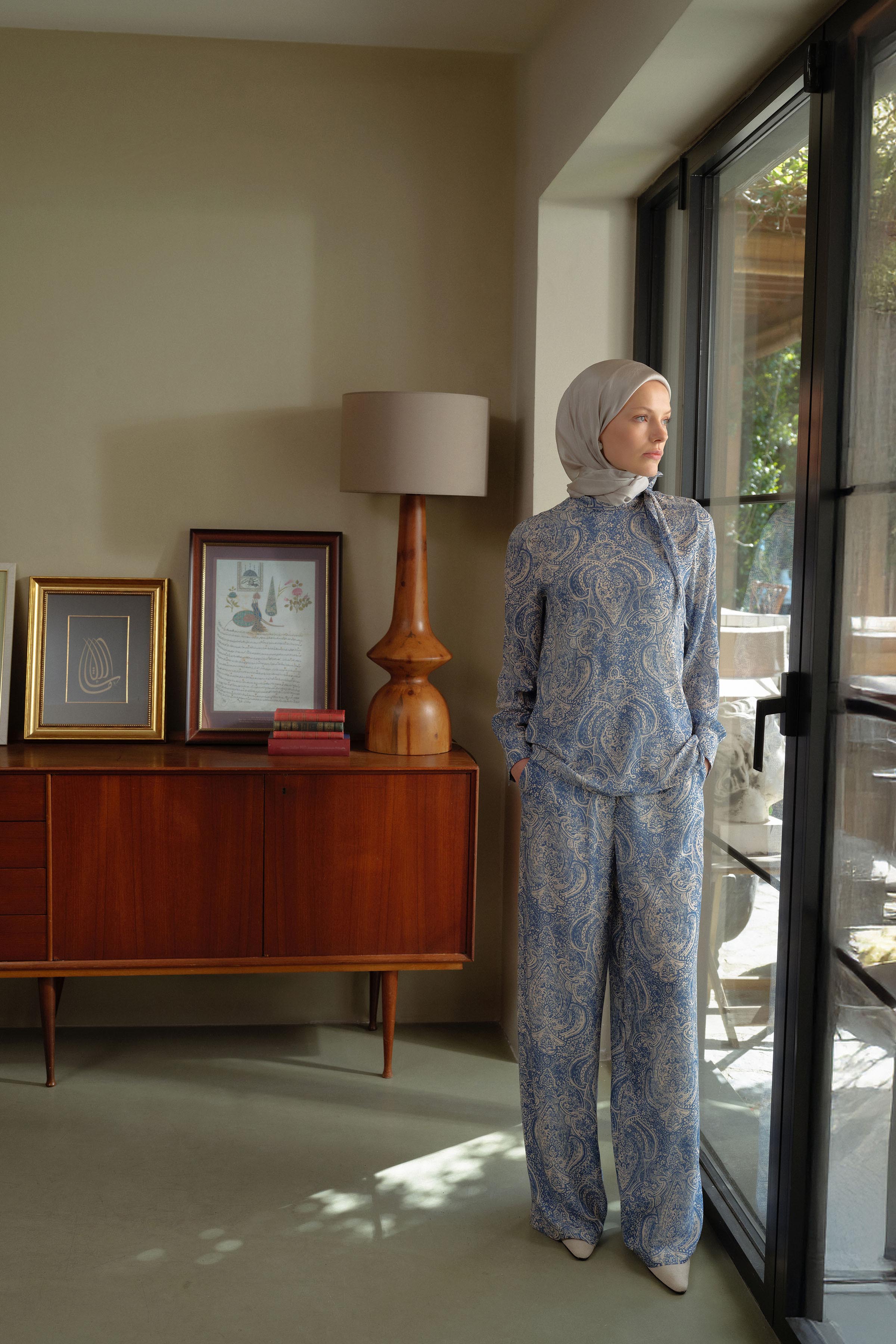 Şal Desenli Bol Paça Pantolon - İndigo TUGBA