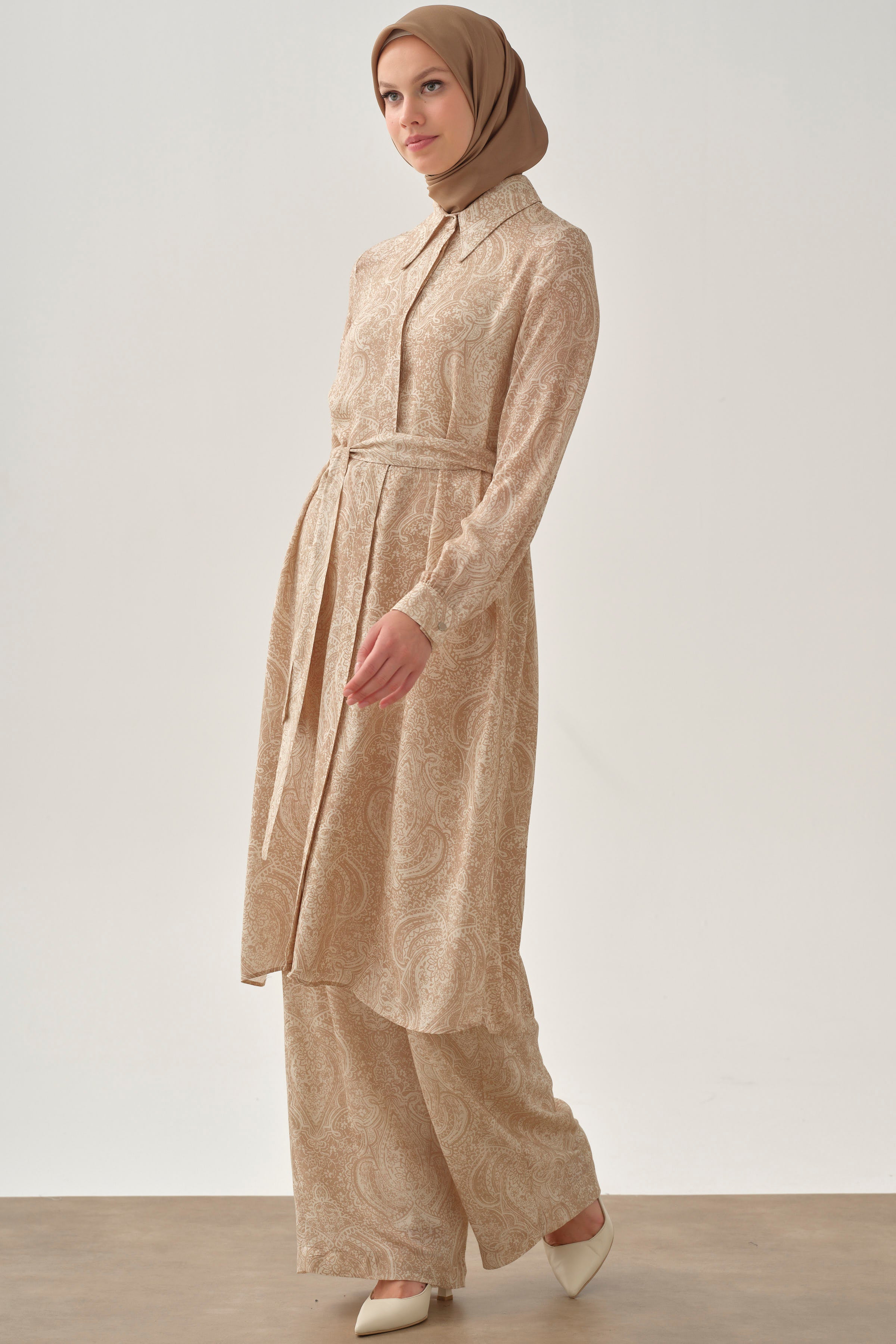 Şal Desenli Kuşaklı Tunik - Bej TUGBA
