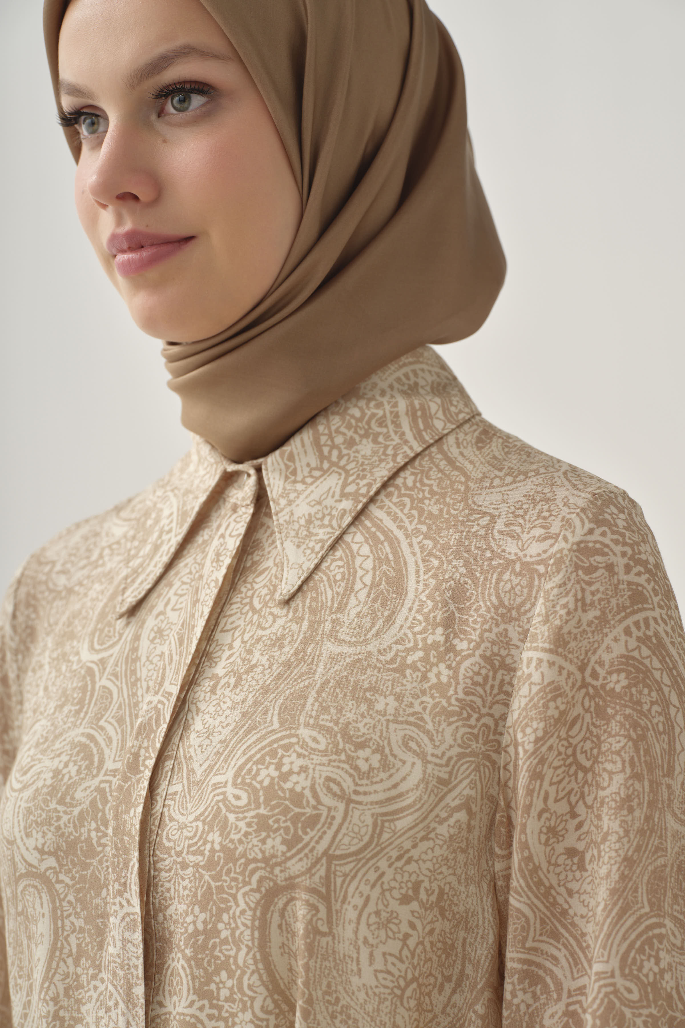 Şal Desenli Kuşaklı Tunik - Bej TUGBA