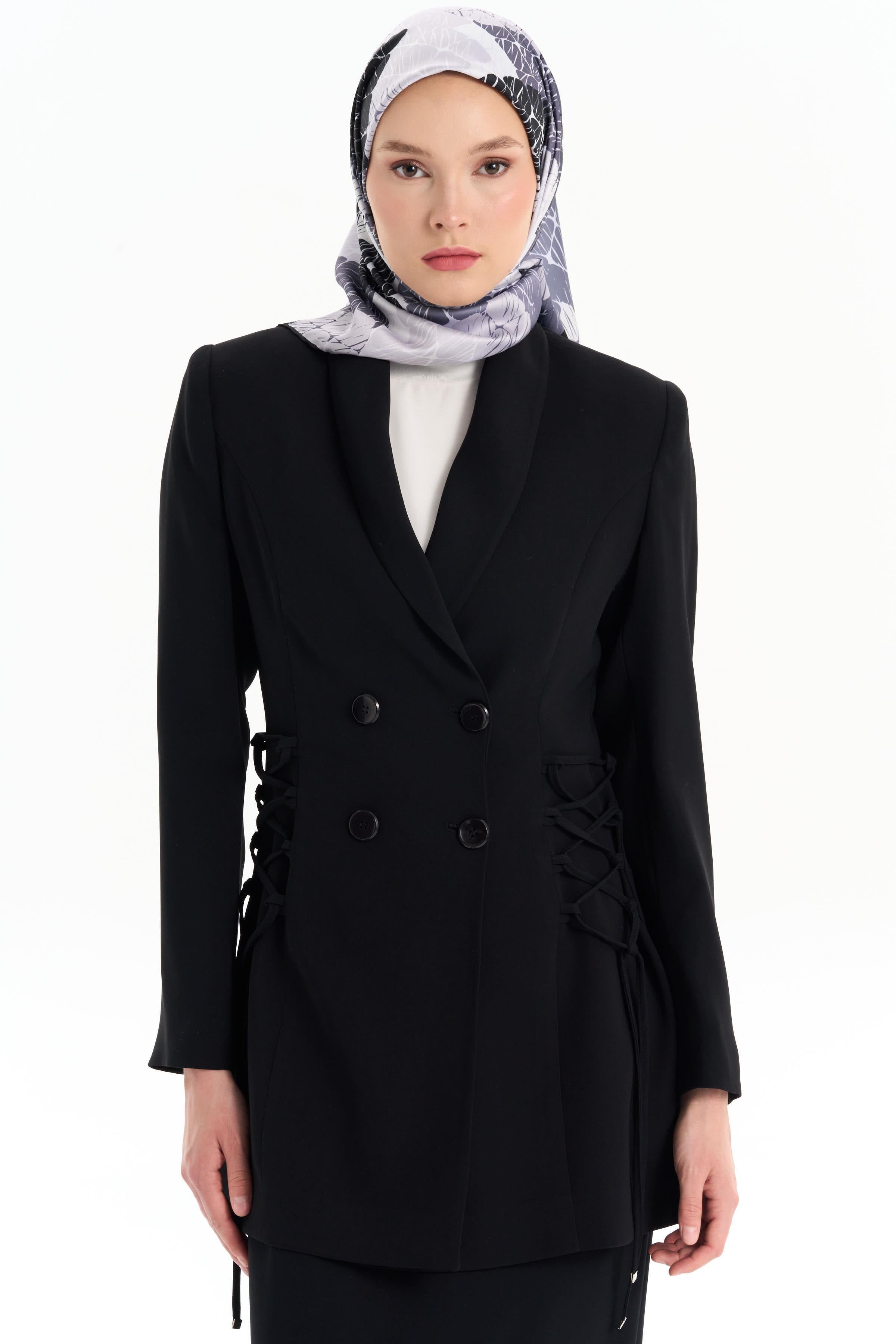 Şal Yakalı Çapraz Bağcık Detaylı Ceket - Siyah TUGBA