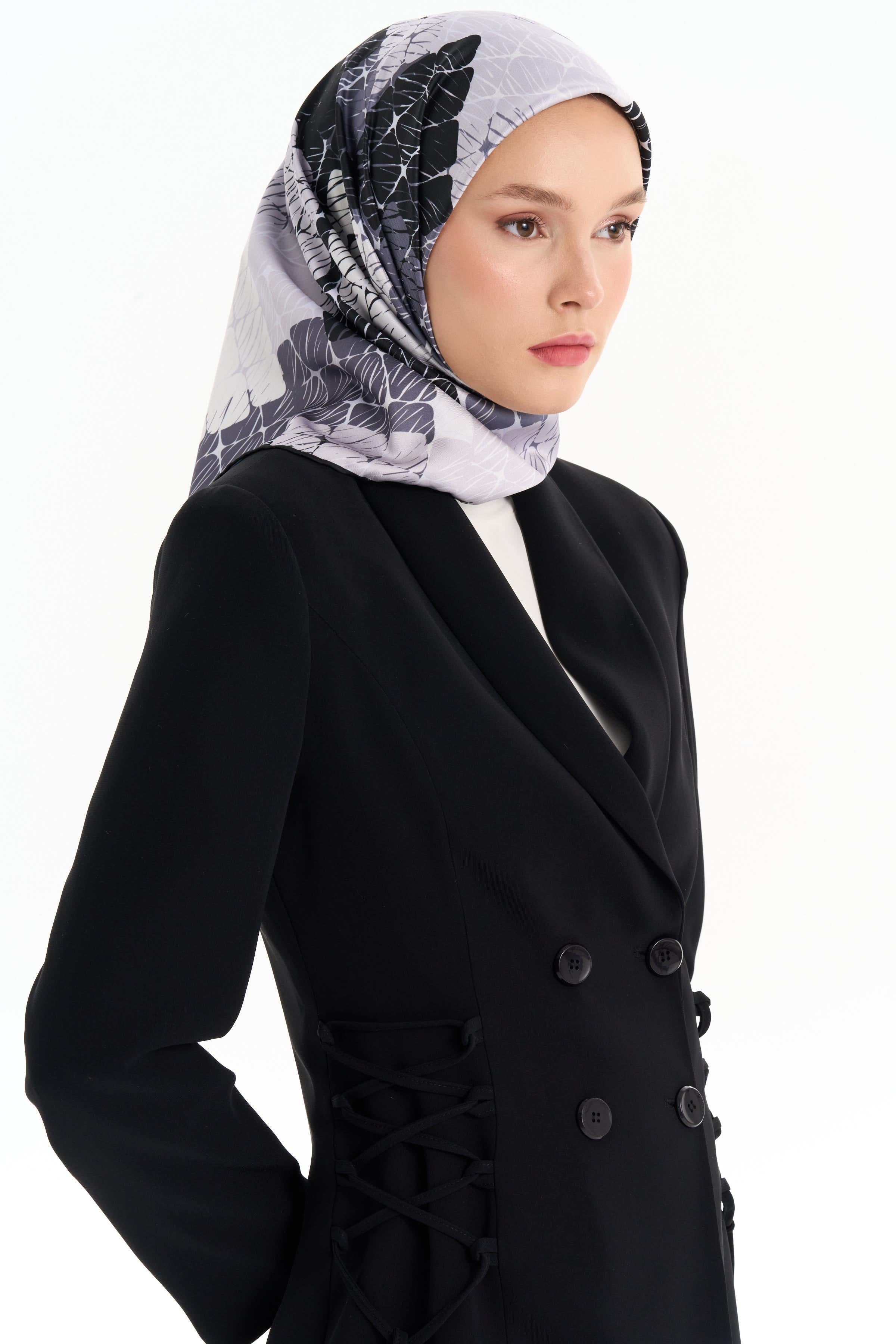 Şal Yakalı Çapraz Bağcık Detaylı Ceket - Siyah TUGBA