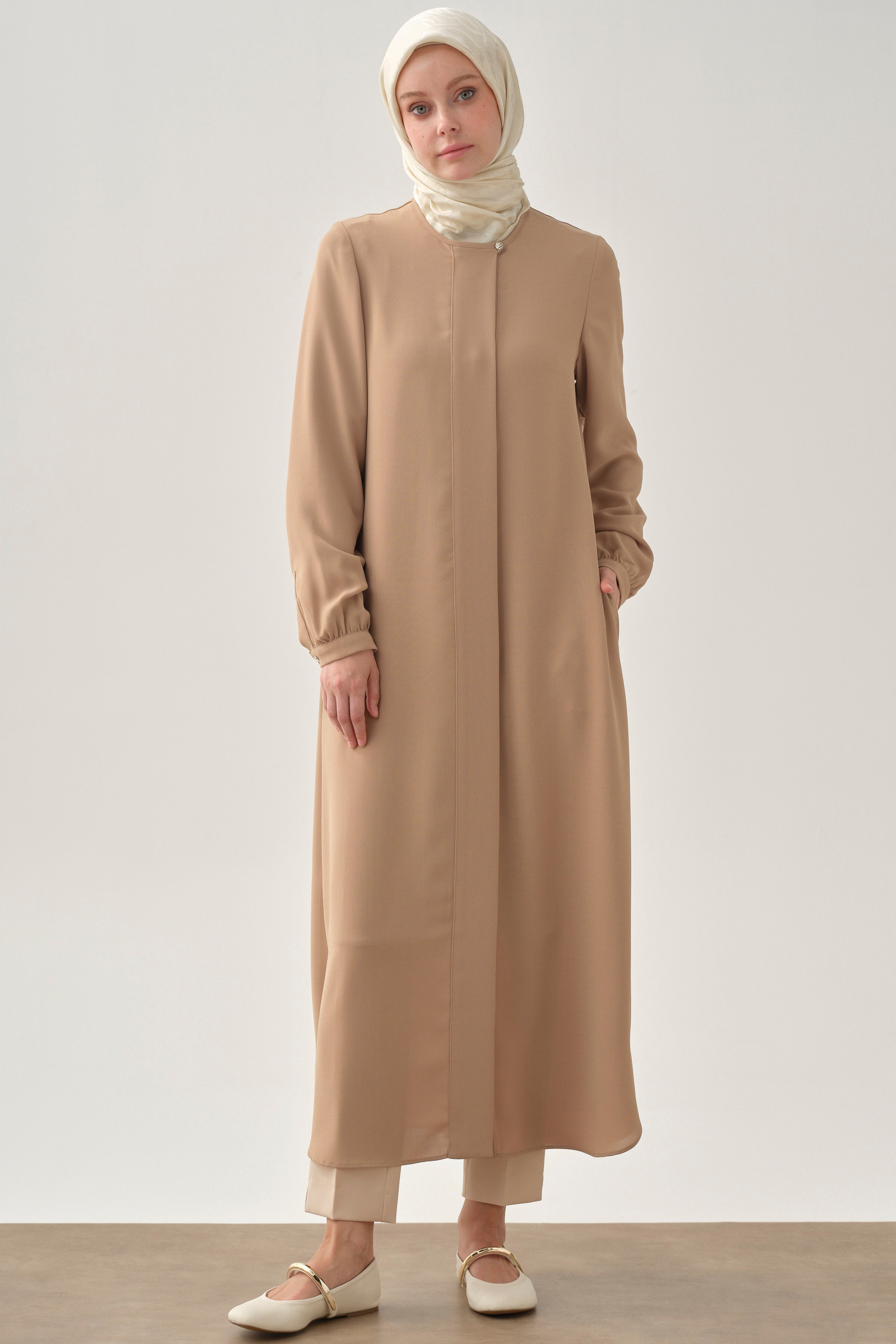 Sıfır Yaka Gizli Patlı Ferace - Bej TUGBA