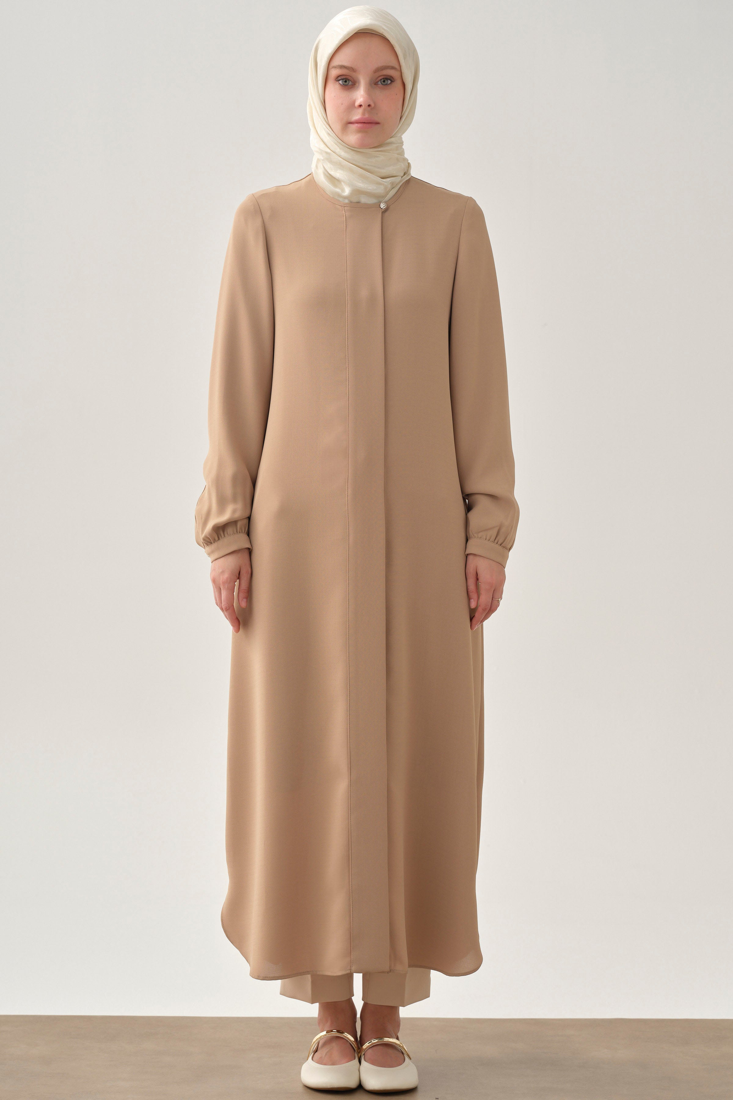 Sıfır Yaka Gizli Patlı Ferace - Bej TUGBA