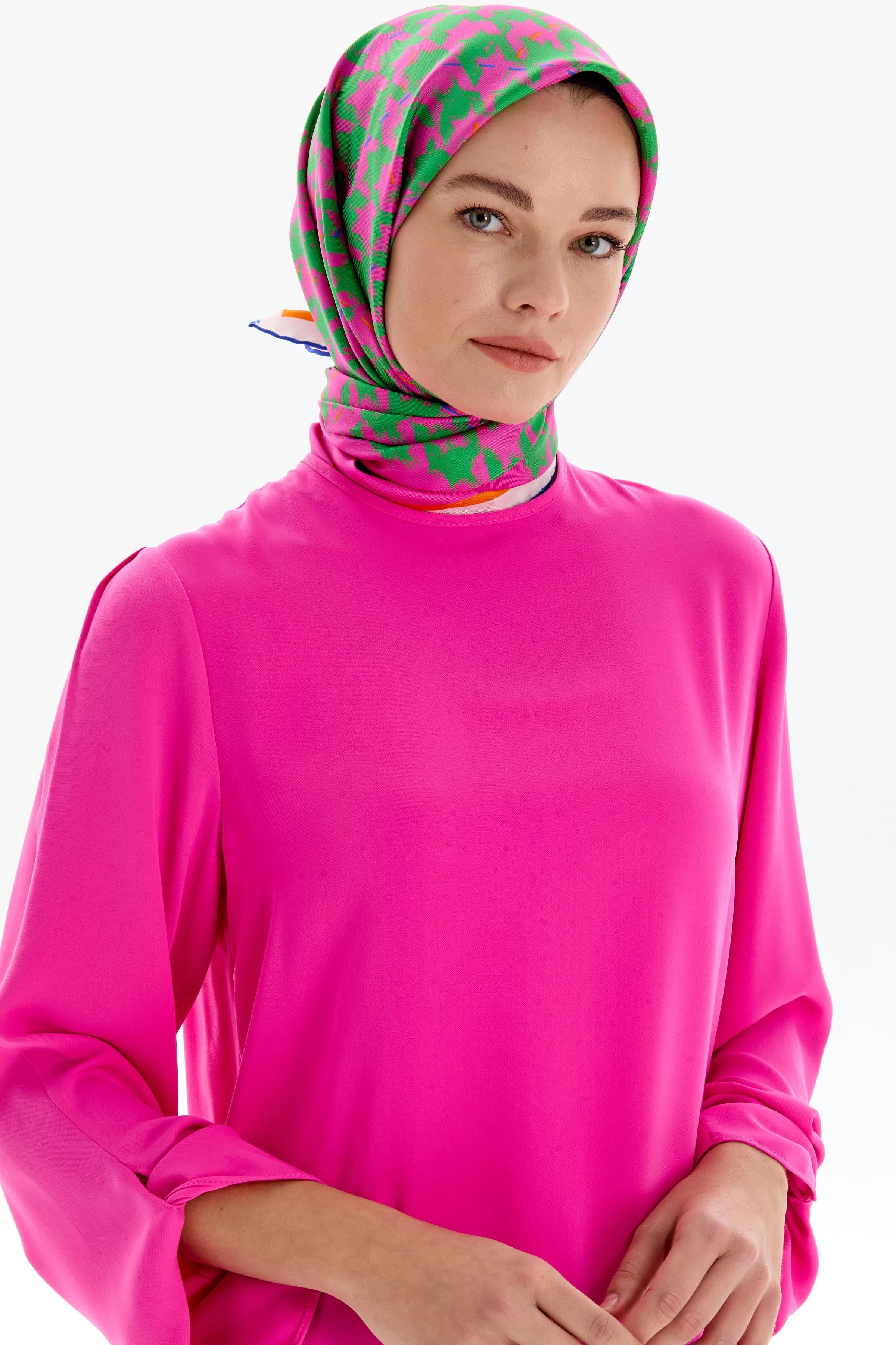 Sıfır Yaka Kol Detaylı Bluz - Fuşya TUGBA