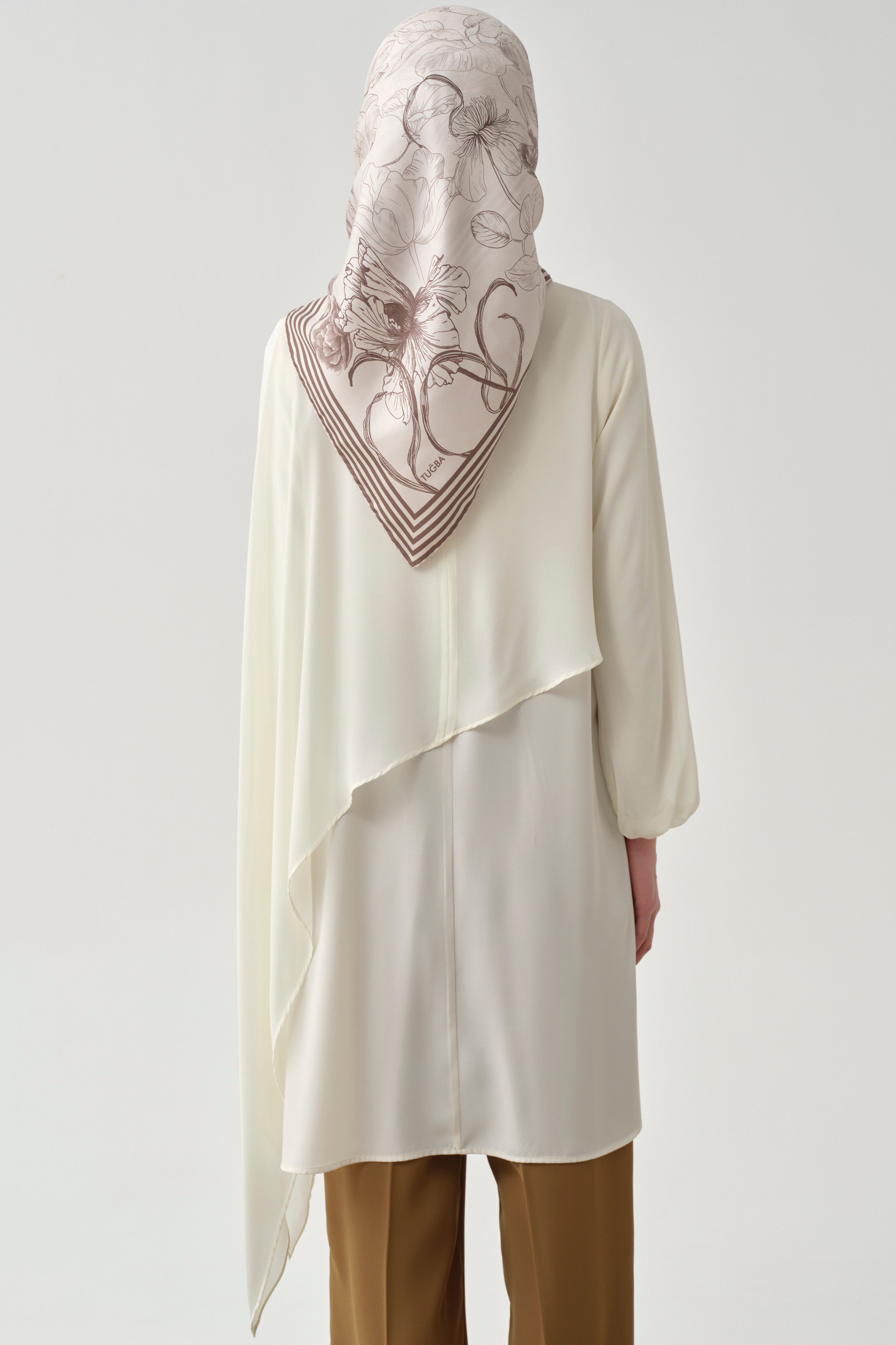 Şifon Garnili Bileği Lastikli Tunik - Ekru TUGBA