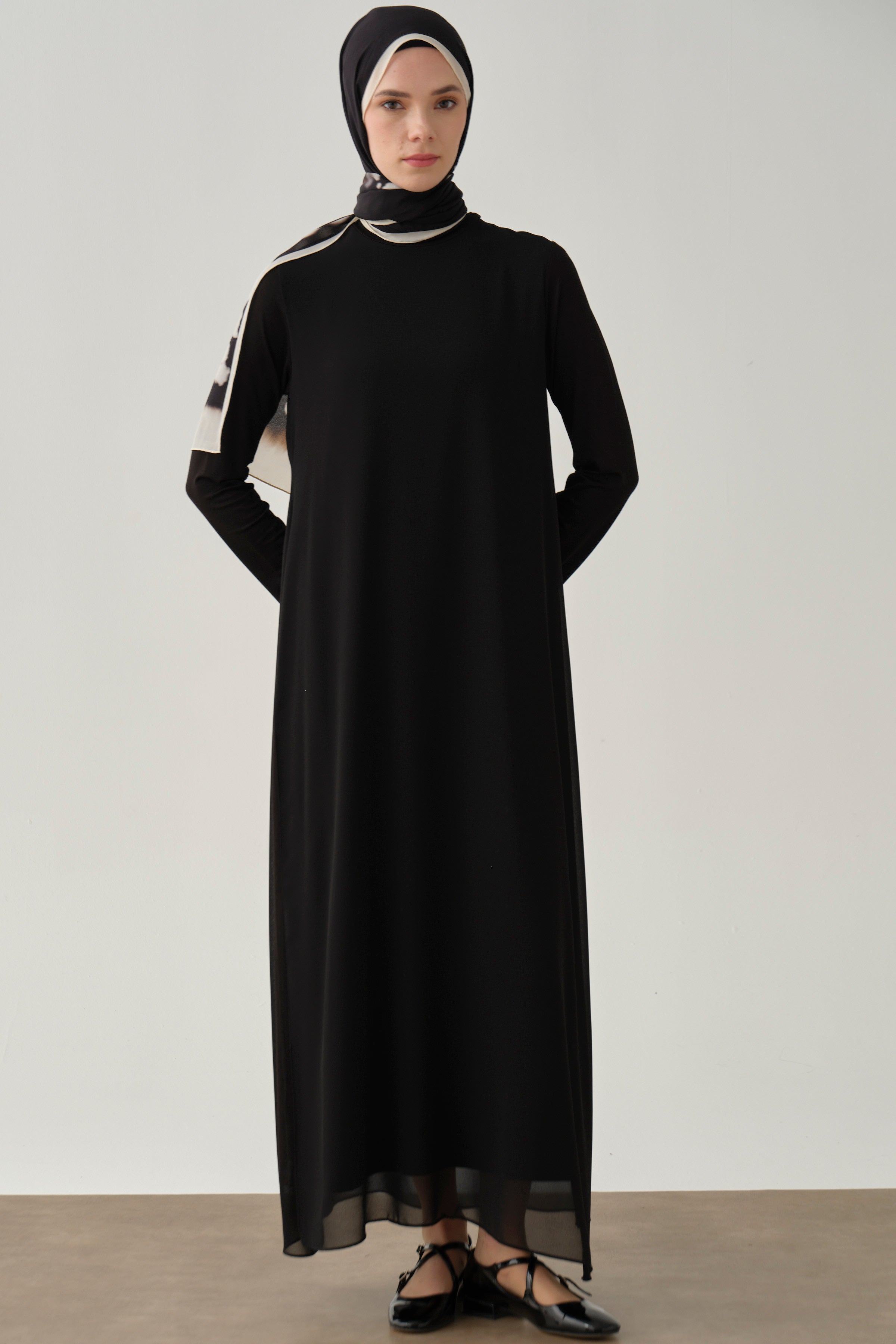 Şifon Garnili Örme Elbise - Siyah TUGBA