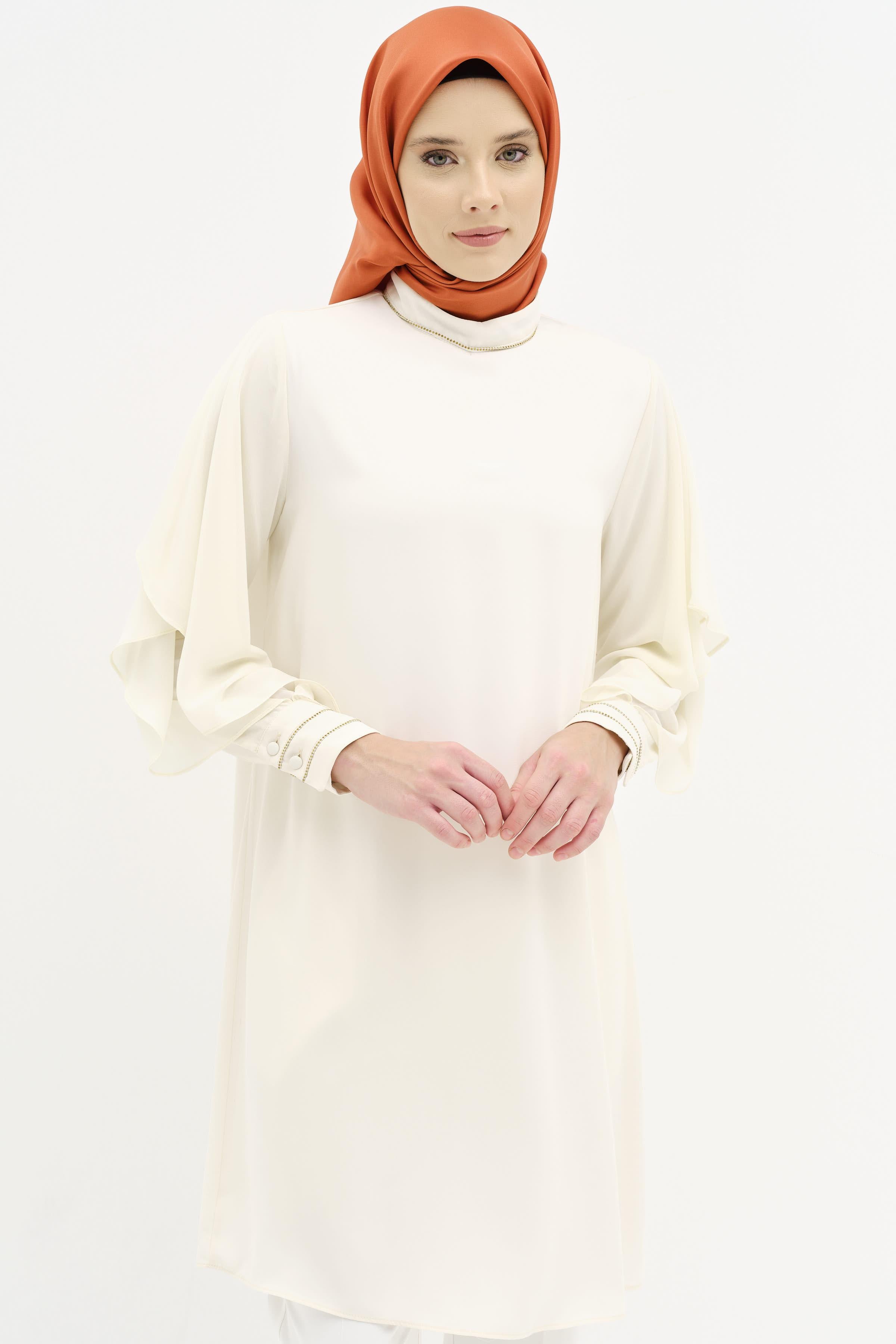 Şifon Garnili Taş Şerit Detaylı Tunik - Ekru TUGBA