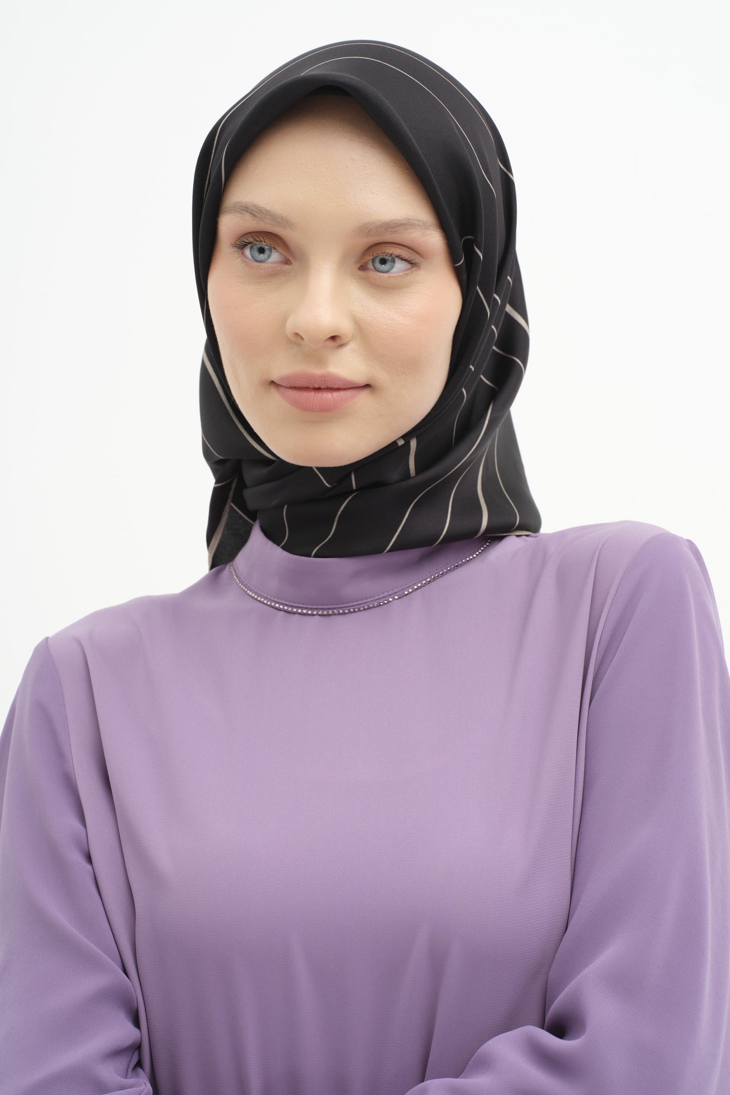 Şifon Garnili Taş Şerit Detaylı Tunik - Lila TUGBA